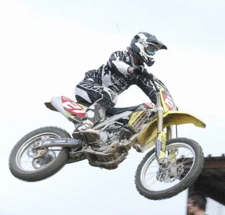 aCTioN <<< oN WAKEdUP <<<