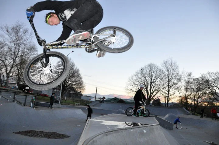 aCTioN <<< oN WAKEdUP <<<