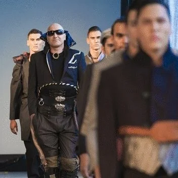 Hand Sewn - David Roil / fashion anti fashion**