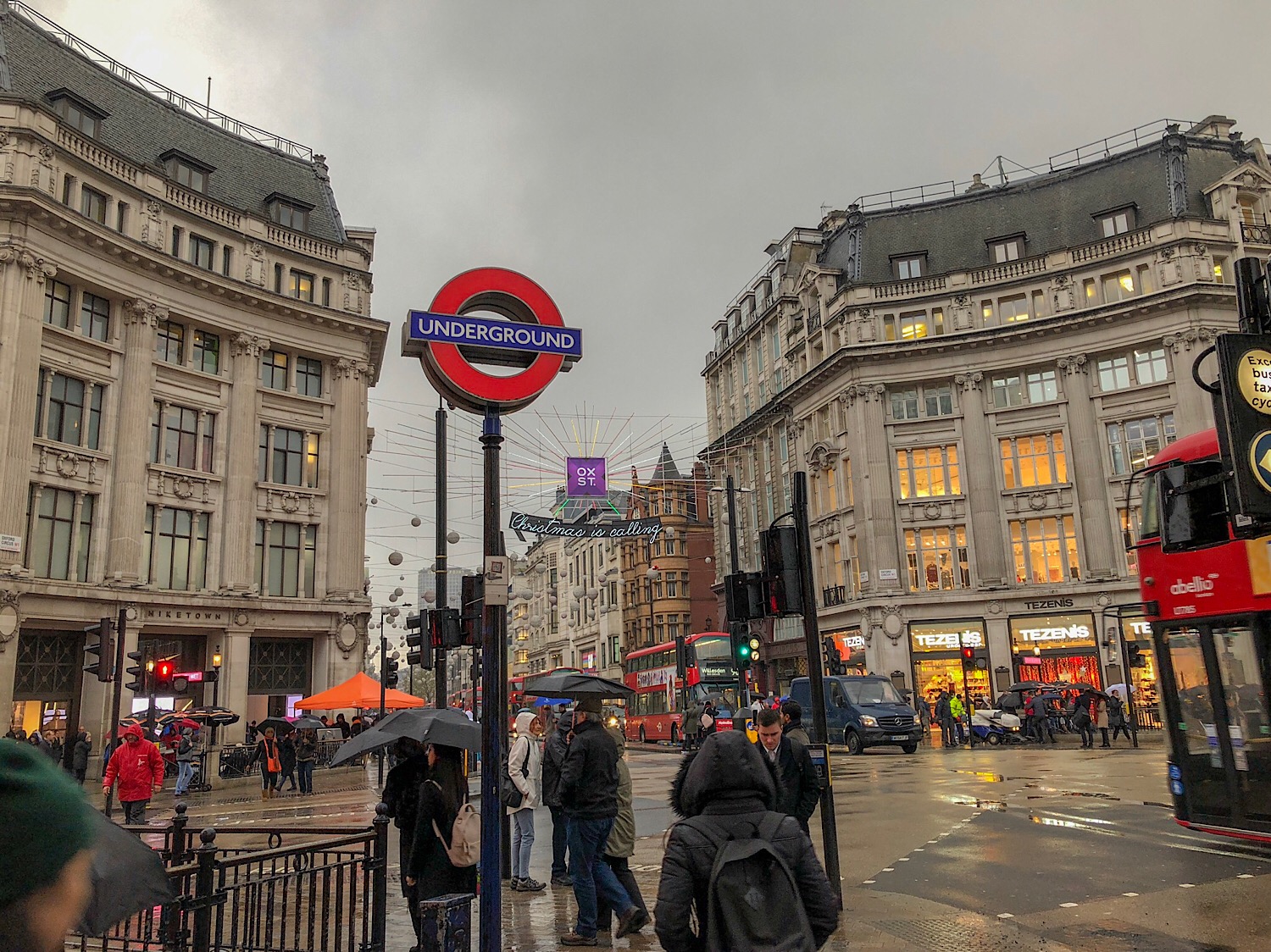 20.11 I’m Shopping in the Rain