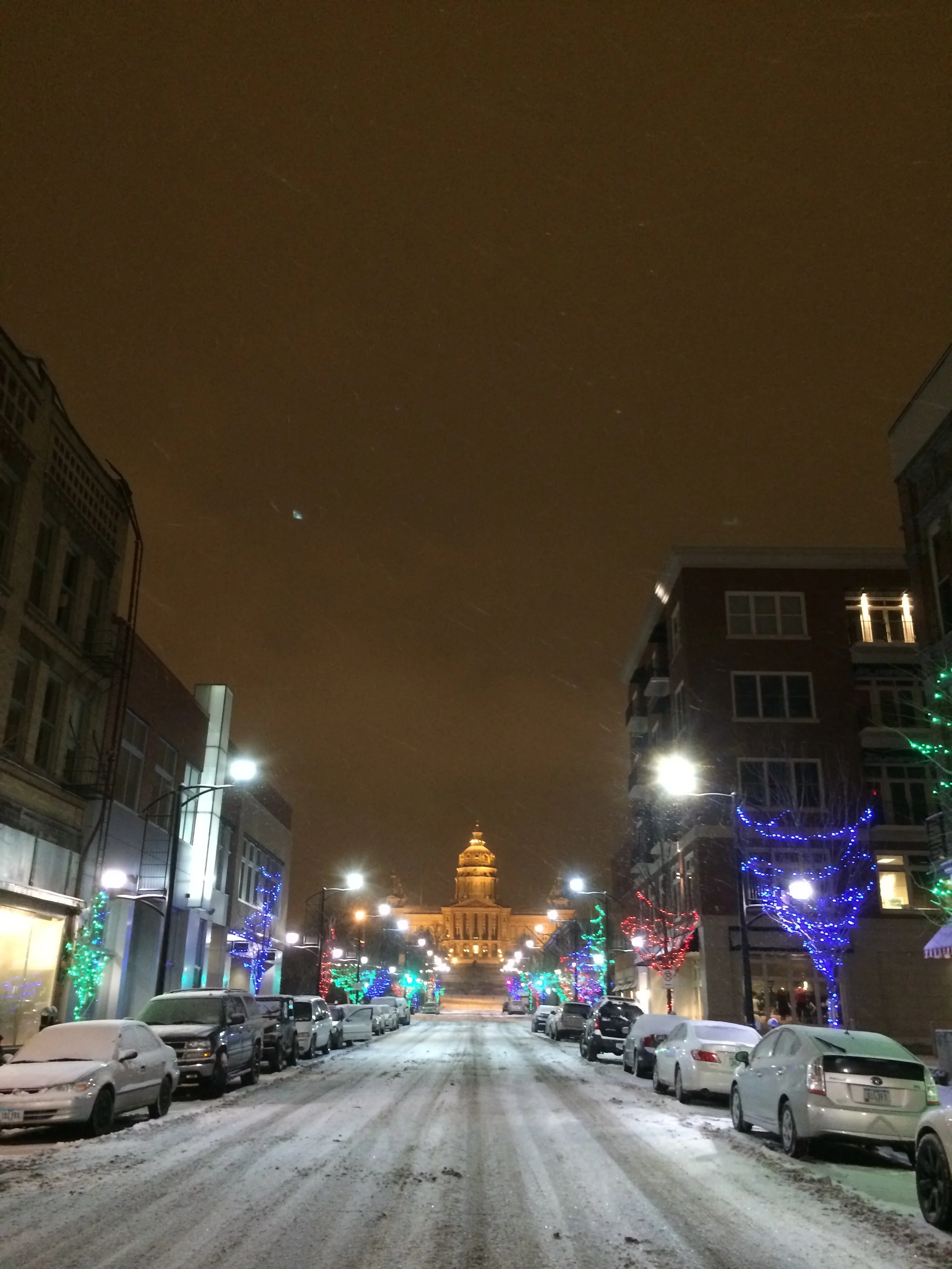 2:00 AM Des Moines