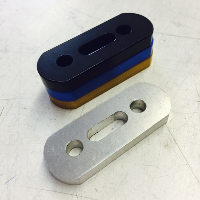 Elite lightweight silencer, exhaust bracket