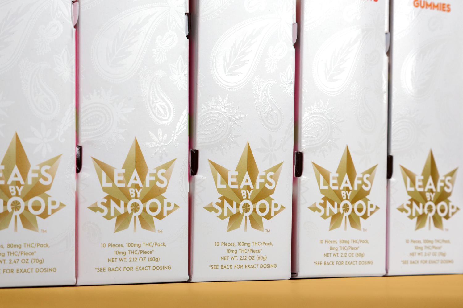 LBS_LeafsbySnoop_AlexStikeleather_08.jpg