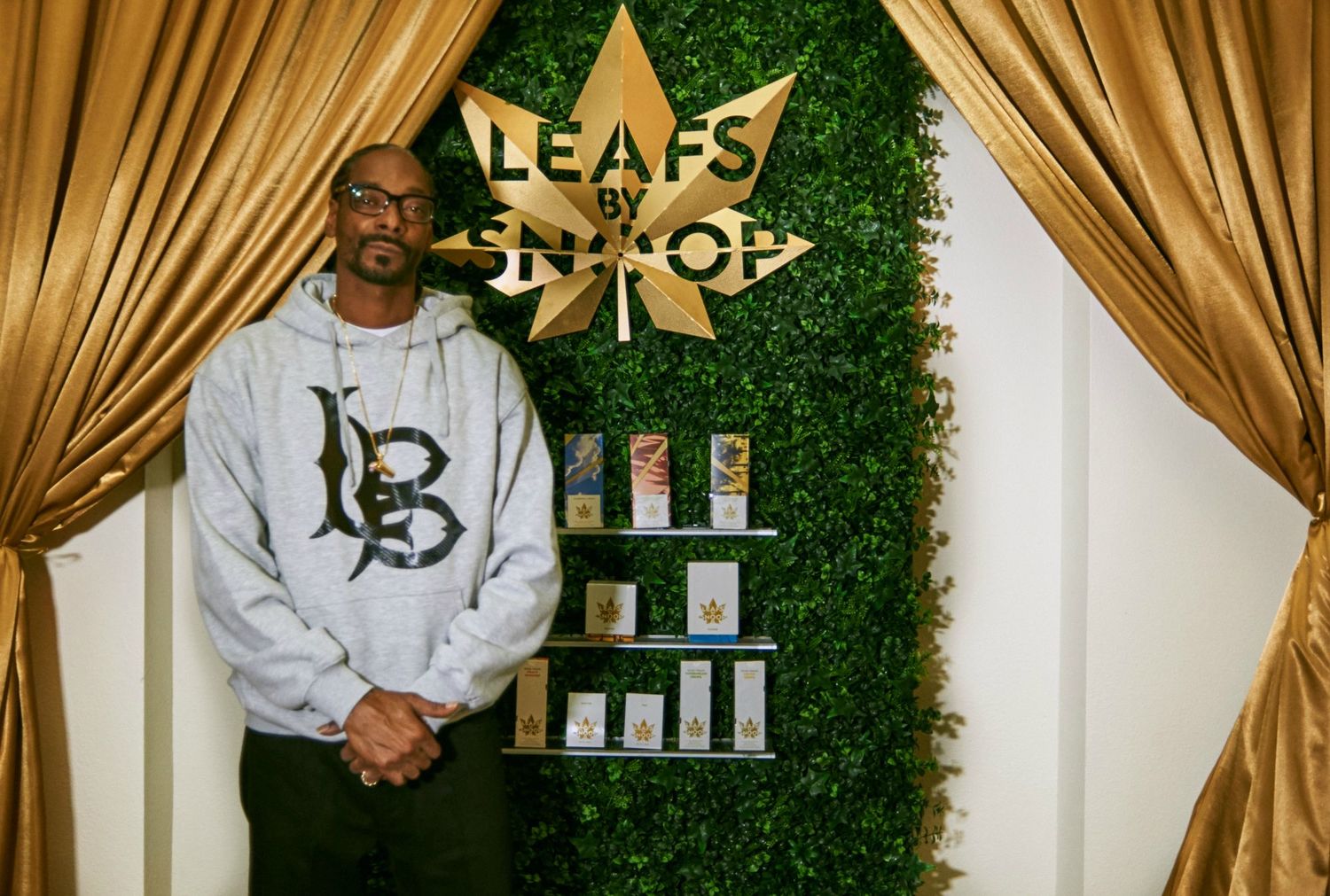 LBS_LeafsBySnoop_AlexStikeleather_10.jpg