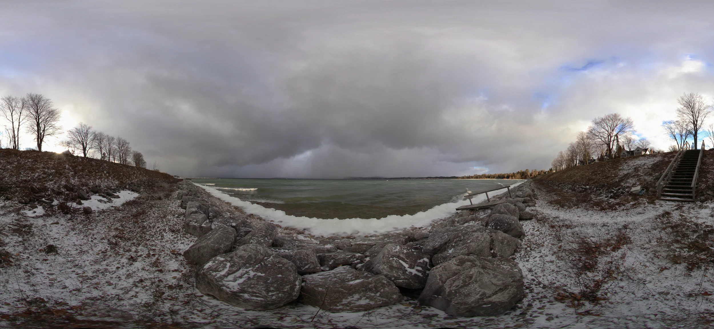 grandtraversebay.jpg