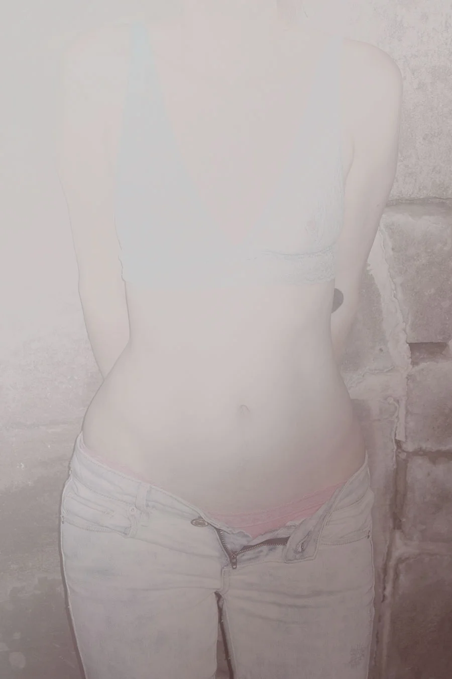 AW 030