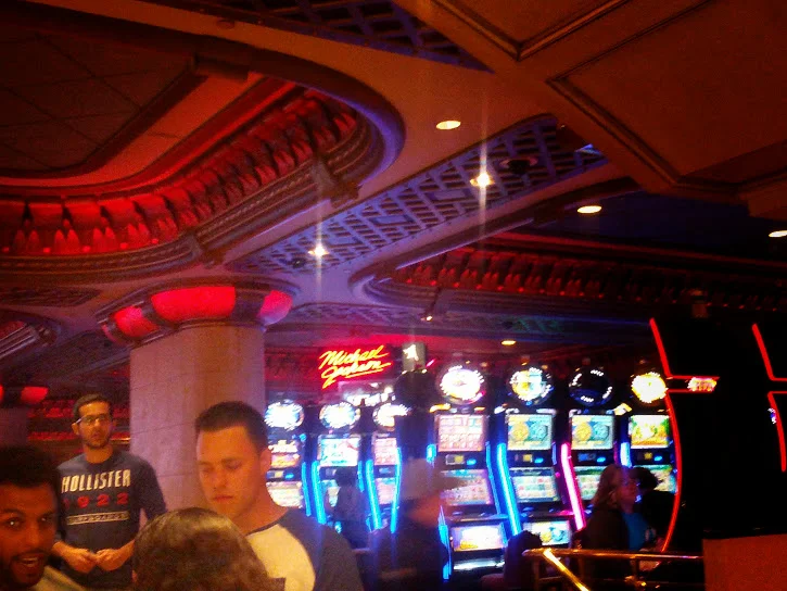 Leave it to me to go to a casino and find a Michael Jackson slot machine...