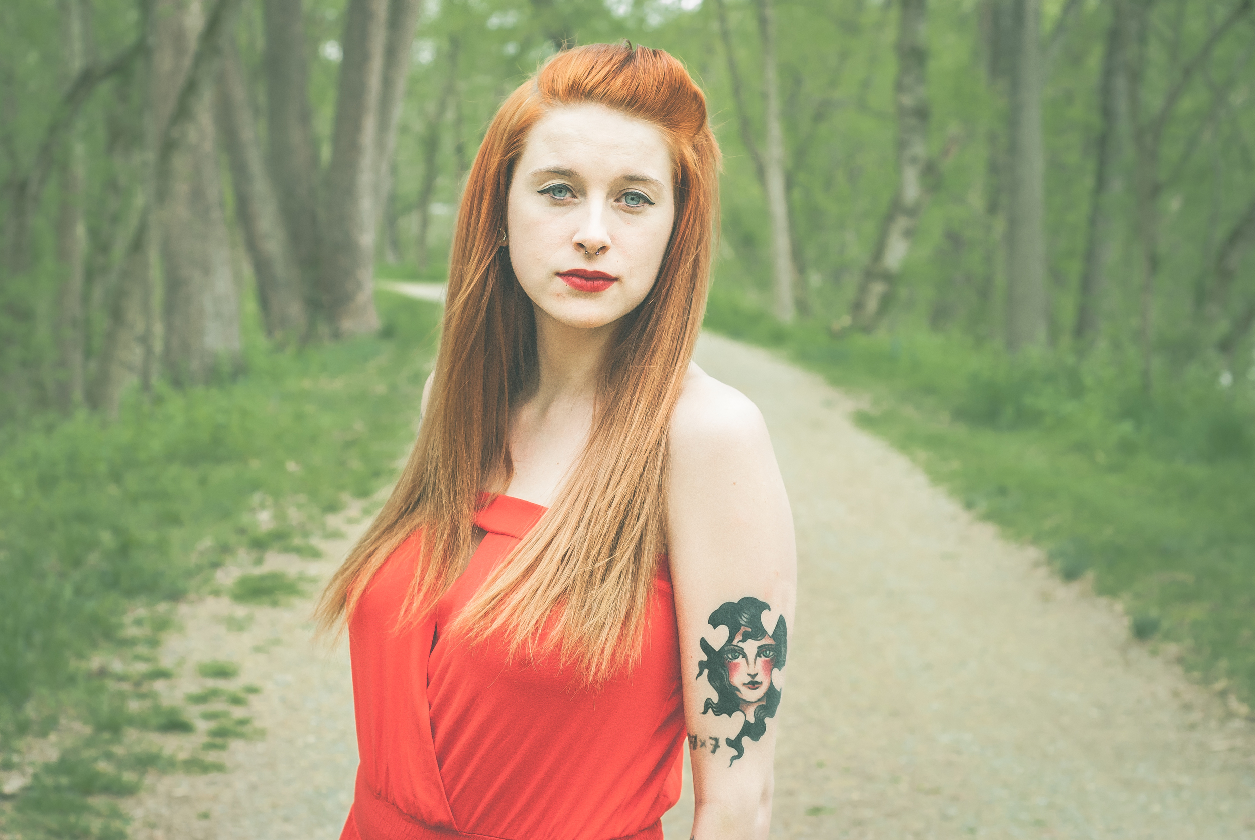 Lady In Red | Fashion Photography Model: Shana Donovan Outfit: New York & Company Location: Shepherdstown, WV
