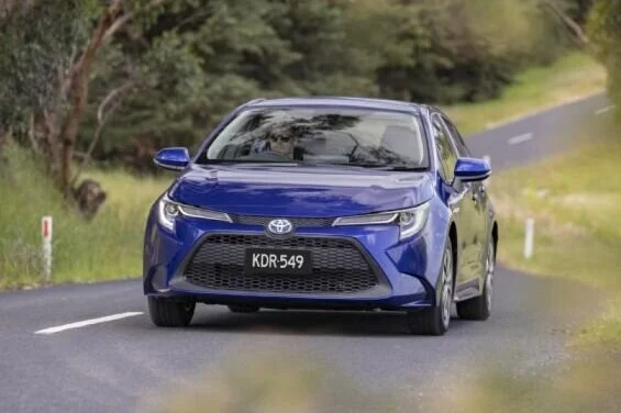 04%2B2020%2BToyota%2BCorolla%2BSedan%2B9280lr.jpg