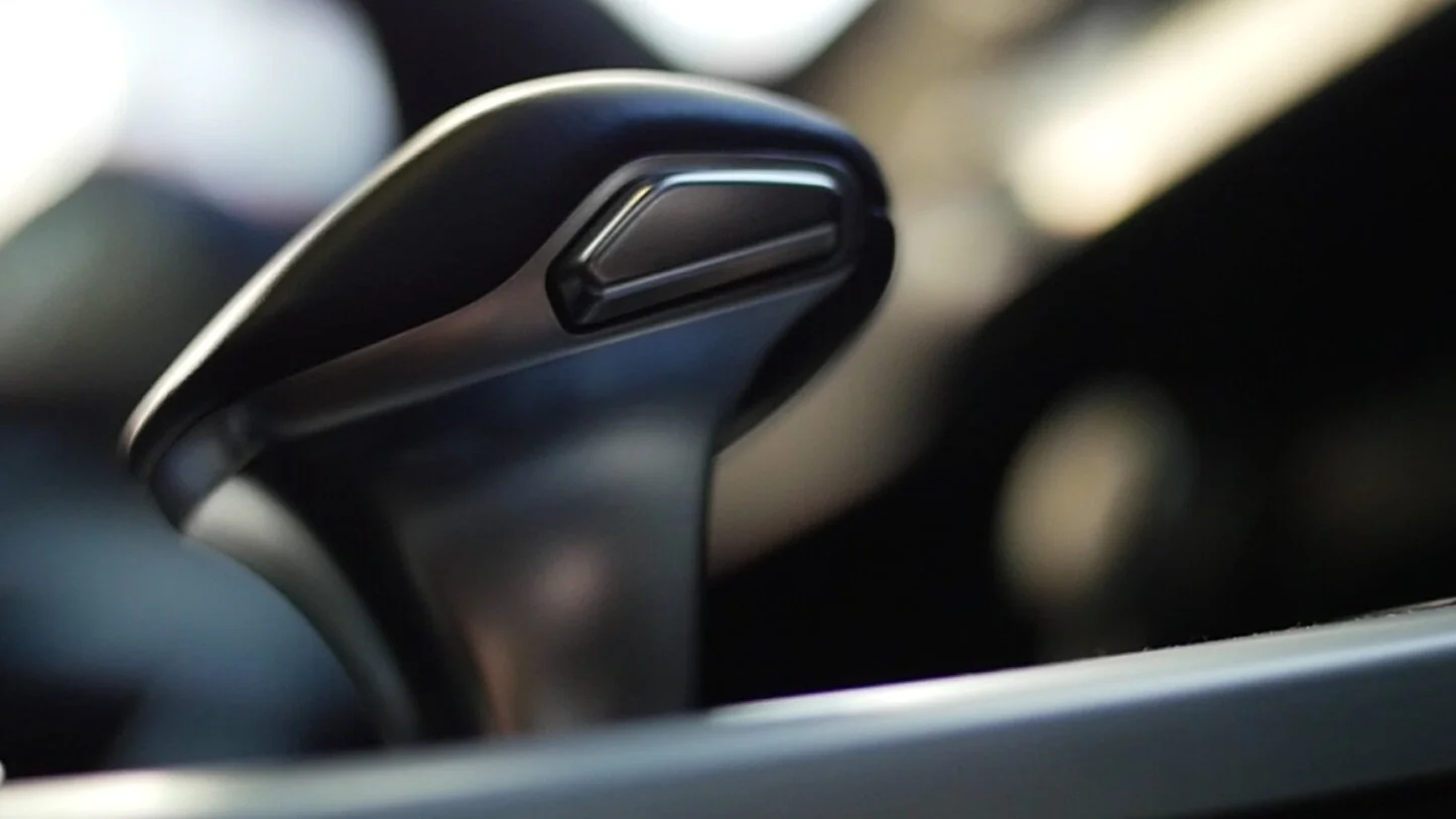 3+Kia+Stinger+Shifter.jpg