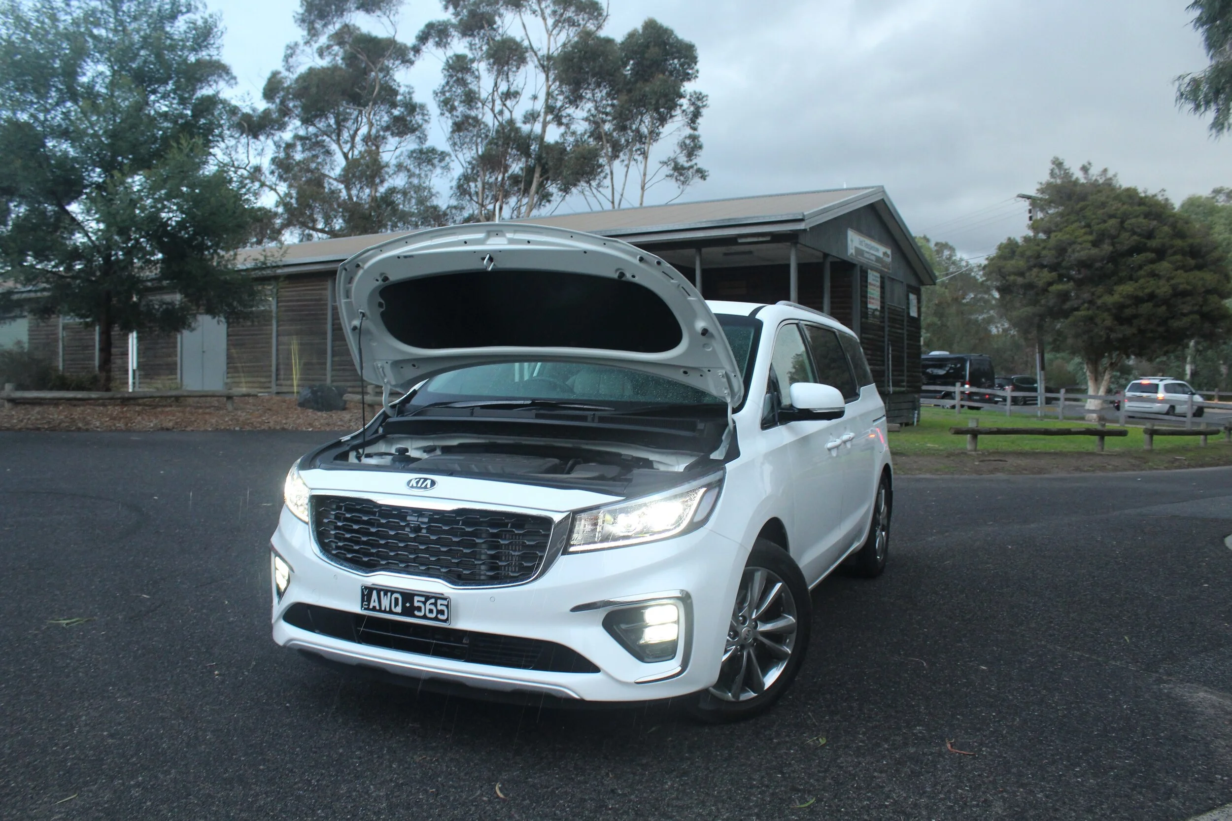 Carnival Platinum - here with 2.2 diesel - is impressively equipped - but certainly not a cheap vehicle