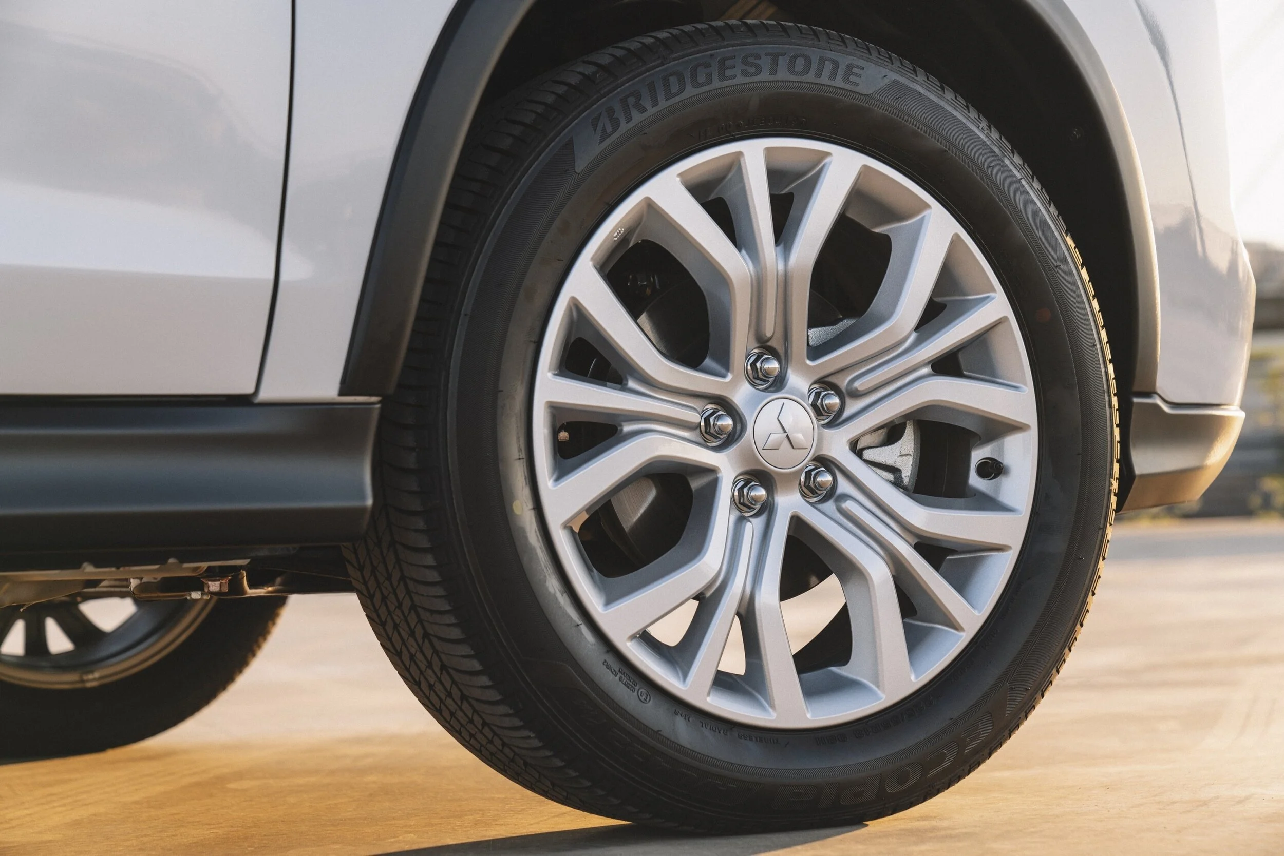 No tyre pressure monitoring on ‘Strayan ASXs; standard on cheaper rivals.