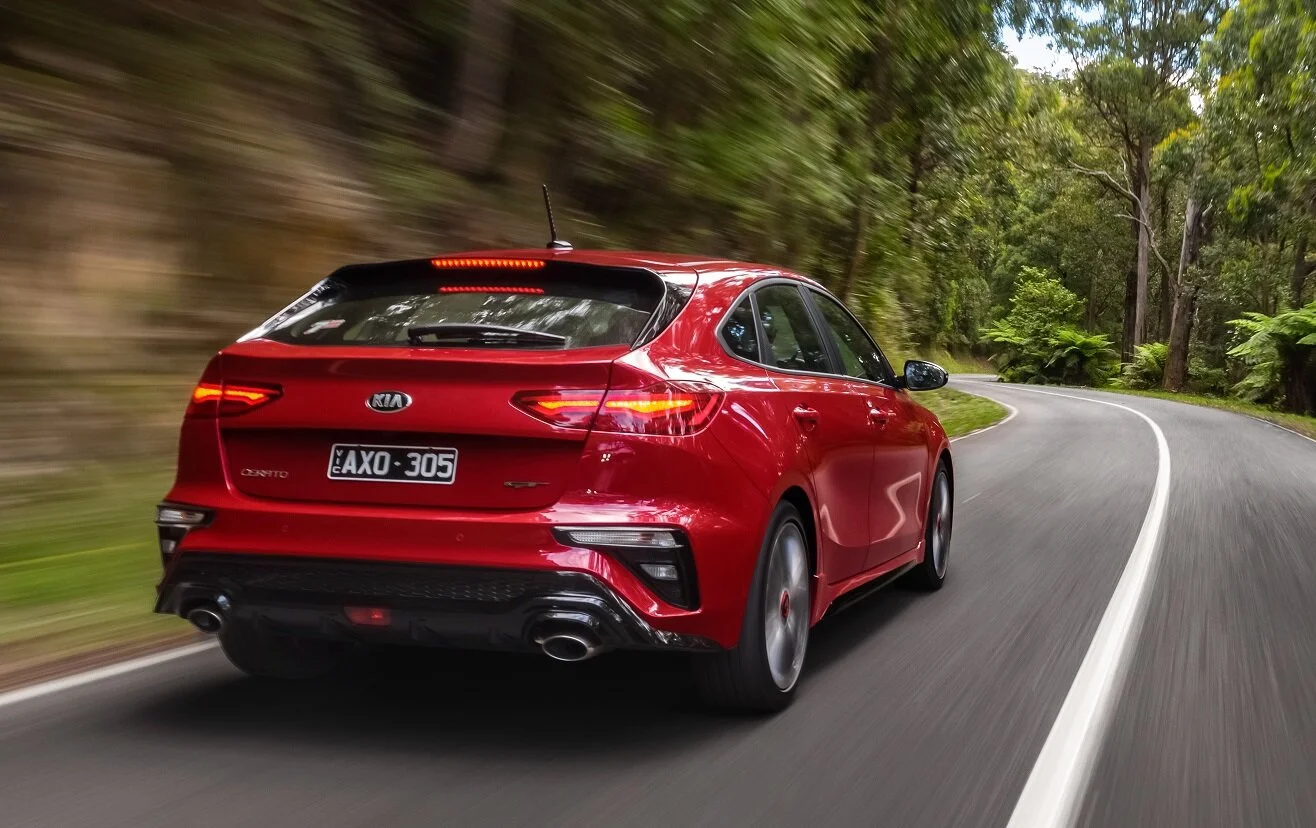 MY19_KIACERATOHATCH_GT_-04 (1).jpg