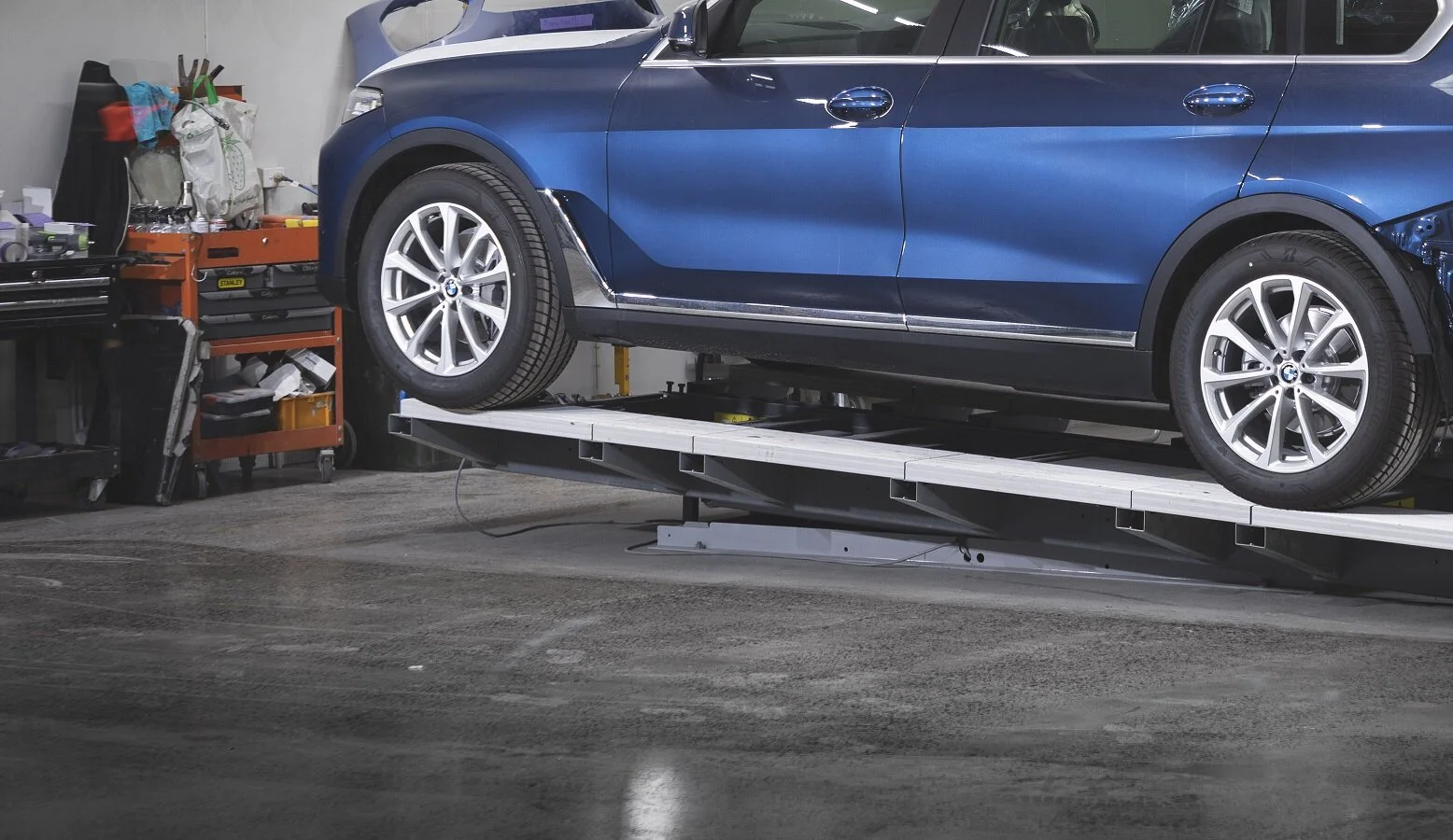 What are the correct tyre specifications for my luxury SUV?