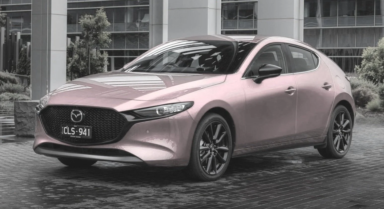 2024Mazda3G25EvolveSPwithVisionPack01.jpg