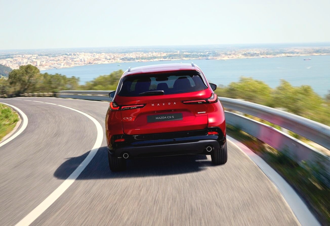 2025_All-New+CX-5_GER_LHD_BRD_C11_EXT_Rear.jpg