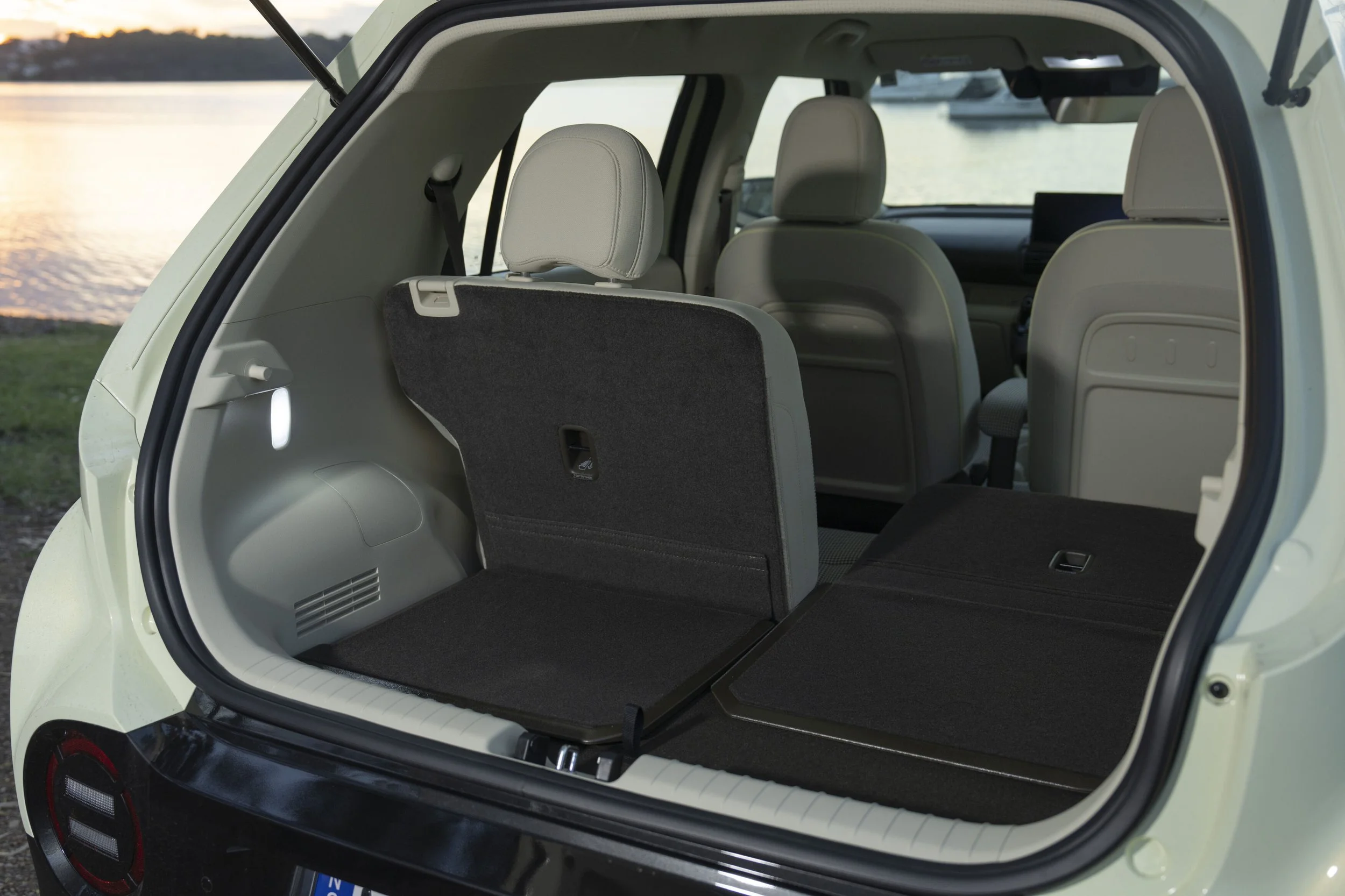 Back seats fold 50:50 for bulky items