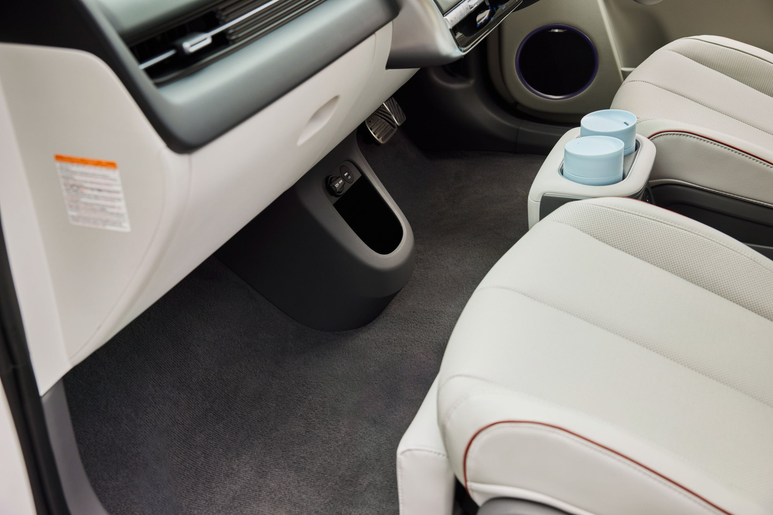 Switching drivers during a high-speed getaway has never been easier...(that's a joke)