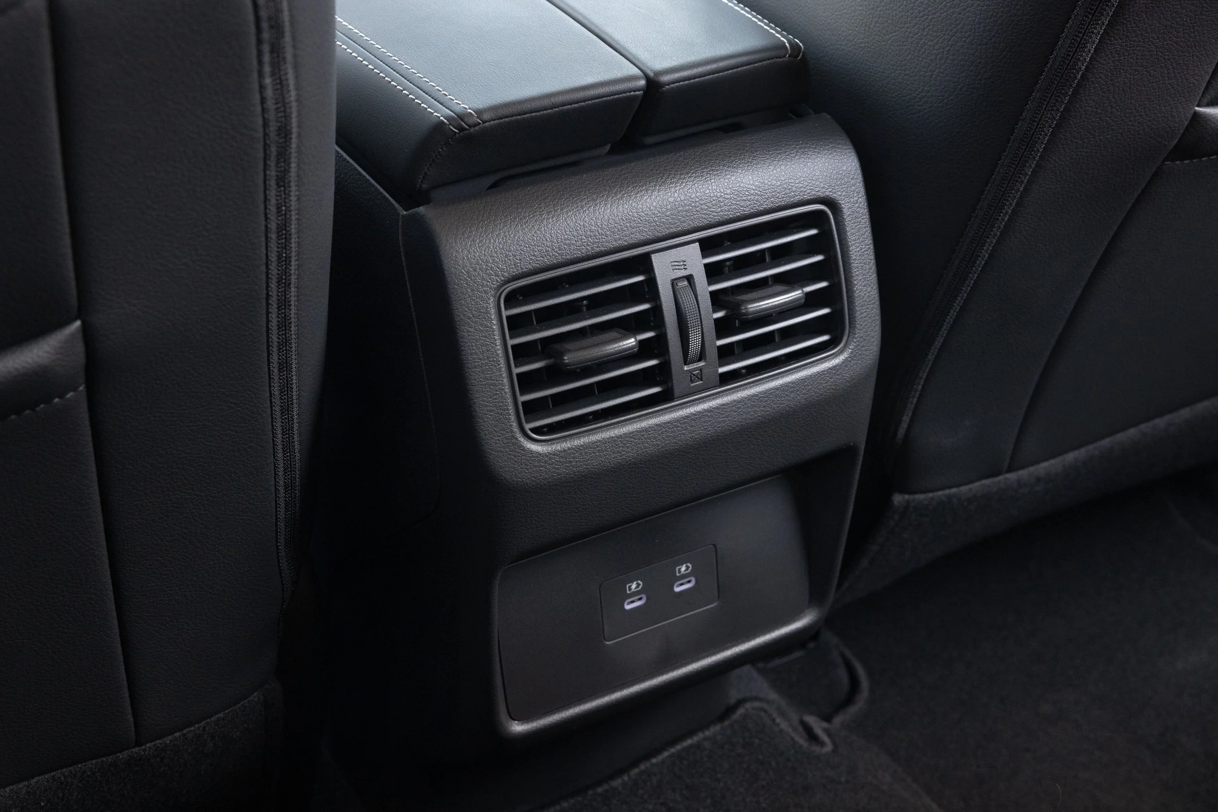 Row 2 air vents are standard, as are the USB-C charging ports