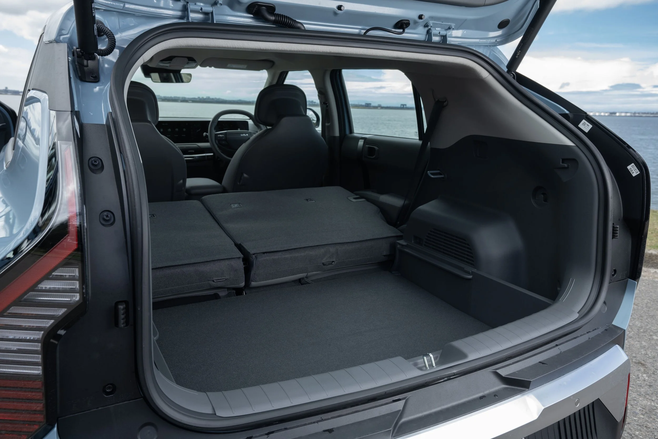 KIA_EV3_FrostBlue021.jpg