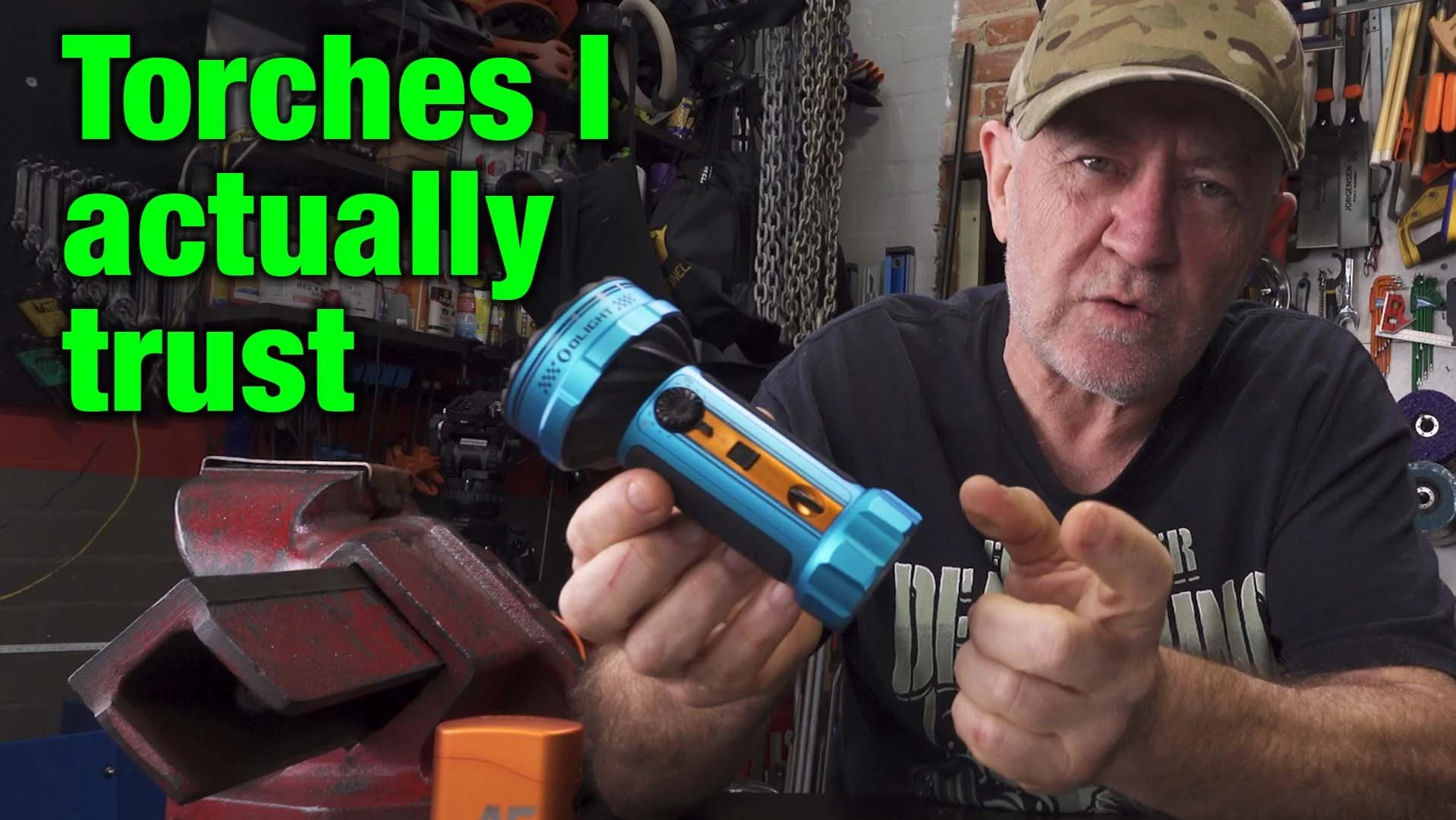 Best Torches for DIY Workshop, Automotive and 4X4 Adventuring Outdoor Use