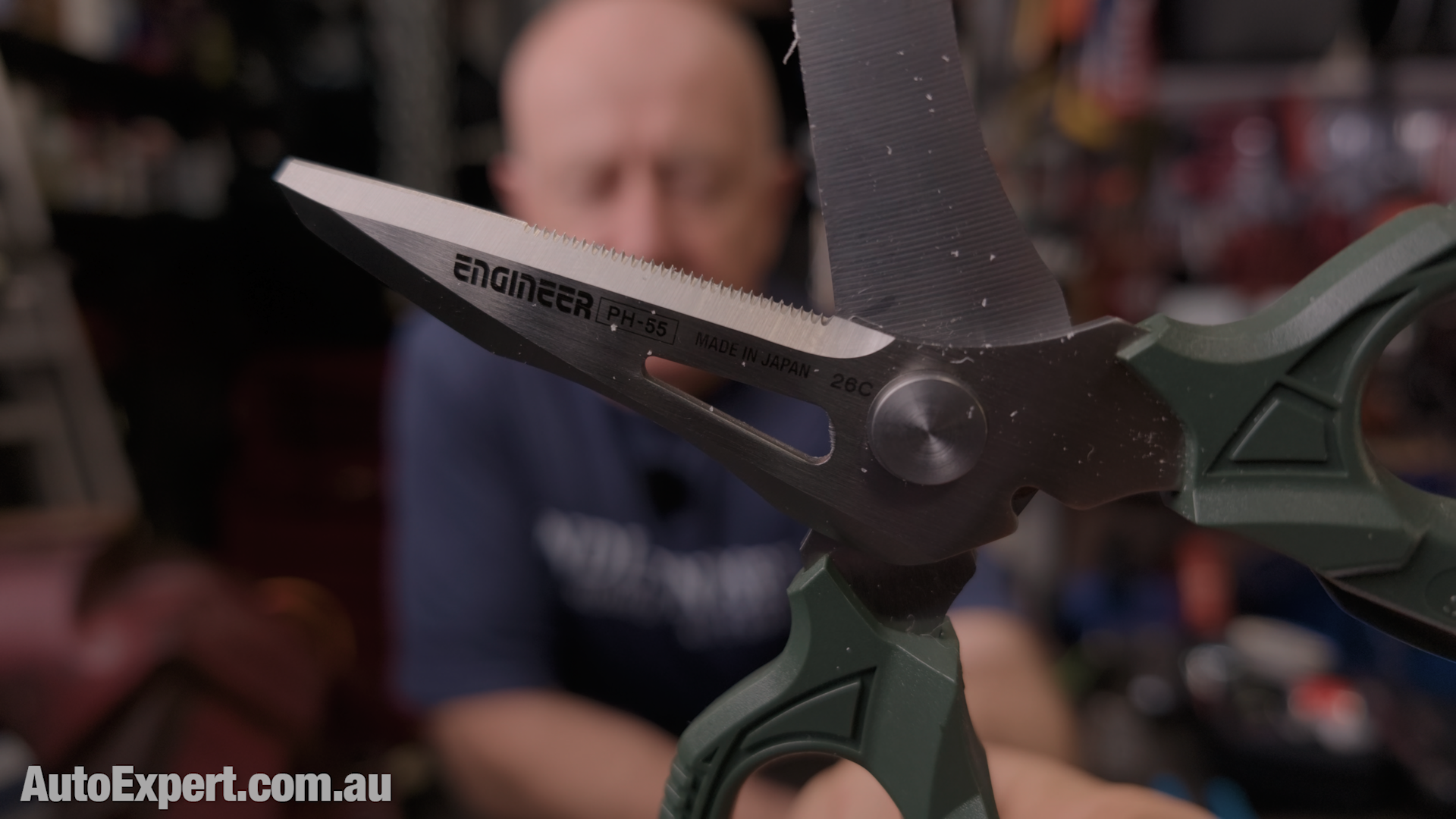 Micro-serations pierce on contact