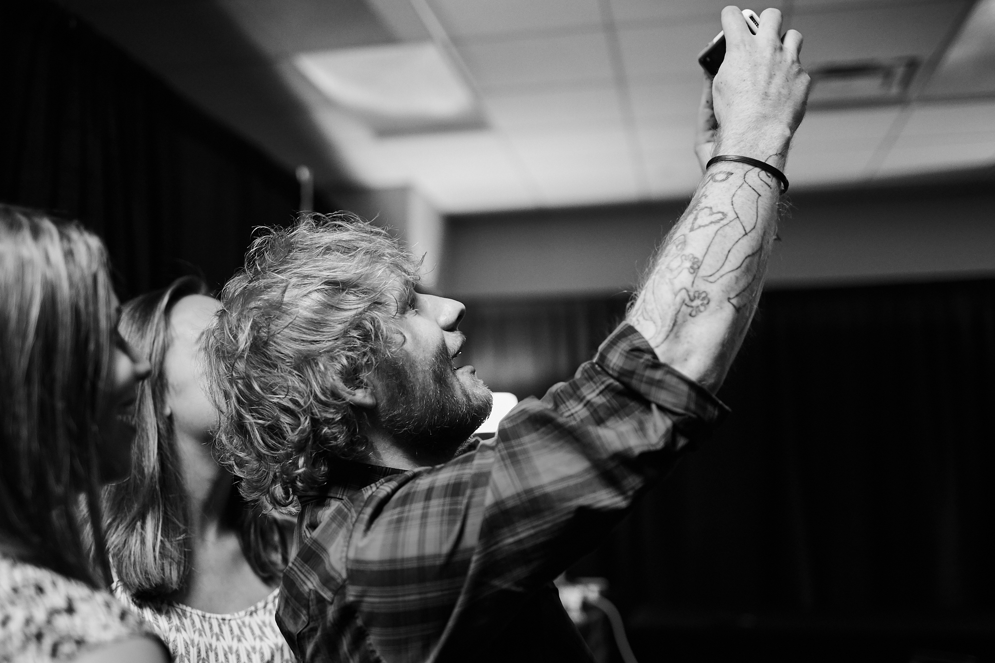 Ed_Sheeran_Gift_Presentation_09-15-2015_Photo_By_Joe_Lemke_008.jpg