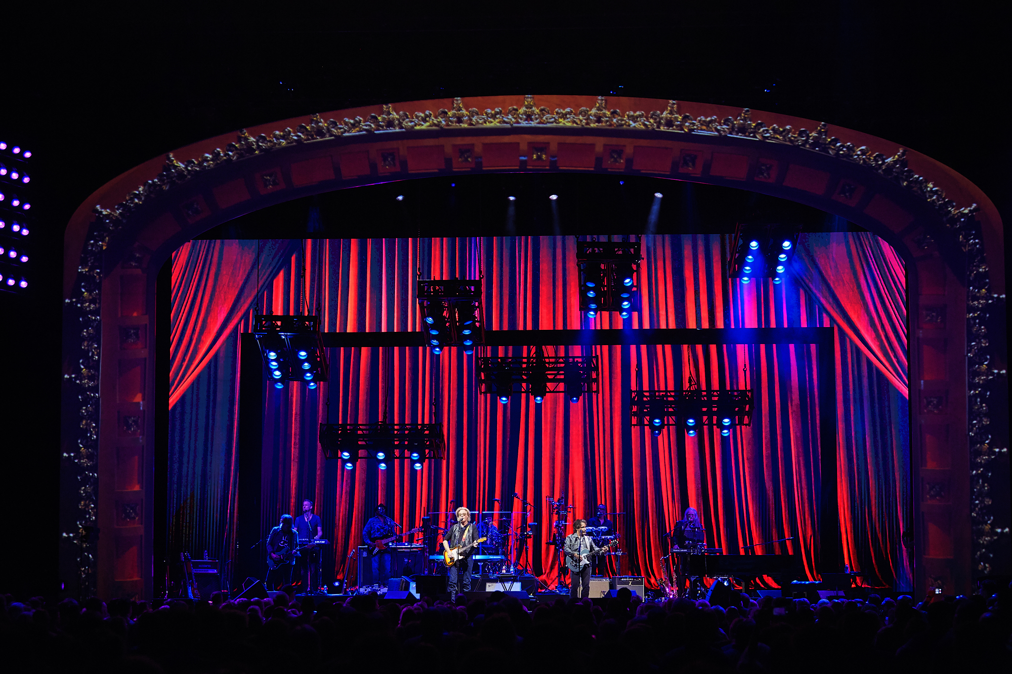 Hall_And_Oats_At_Xcel_Energy_Center_05-16-2018_Photo_By_Joe_Lemke_008.jpg