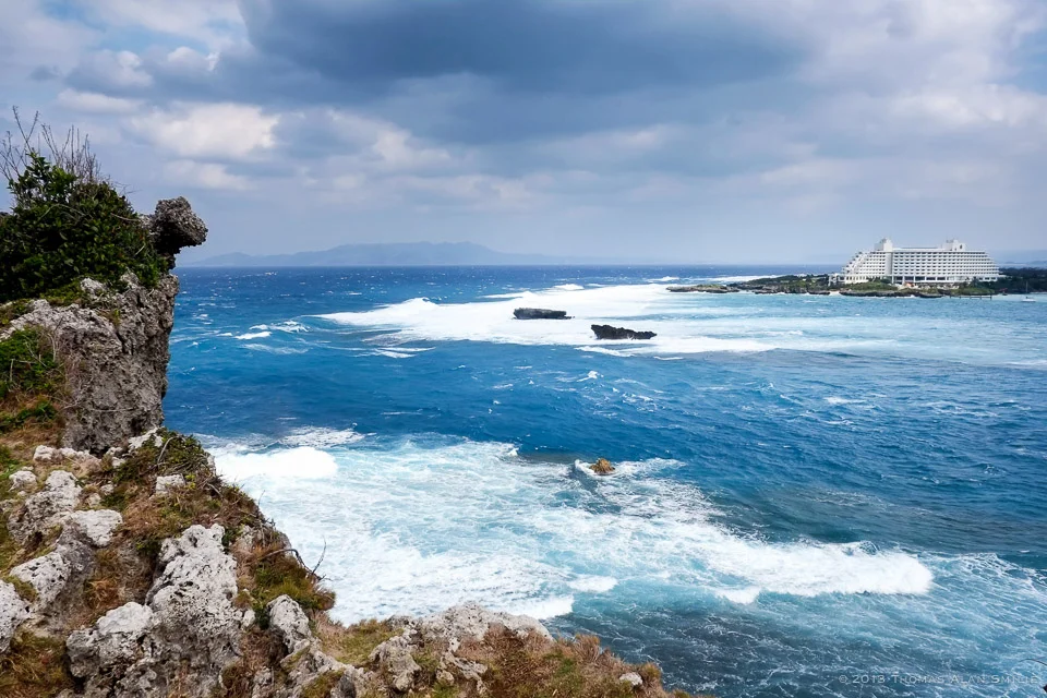Manza Point - Okinawa, Japan. Fuji X-Pro1, 18mm f2.0.