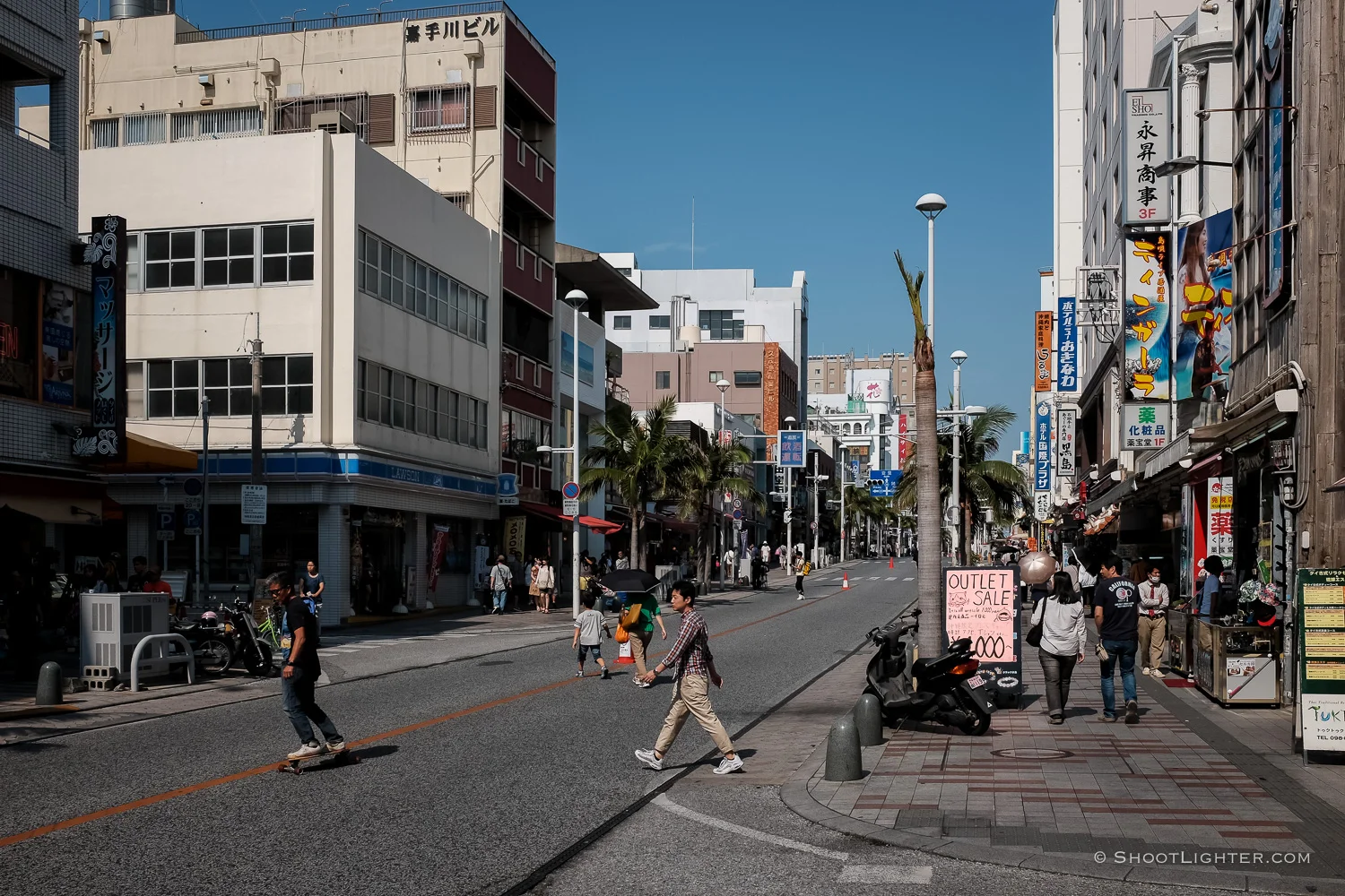 Naha, Okinawa Japan - Fuji x100T, ISO 200, f/5.6, 1/800 sec. Edited in Lightroom 6.