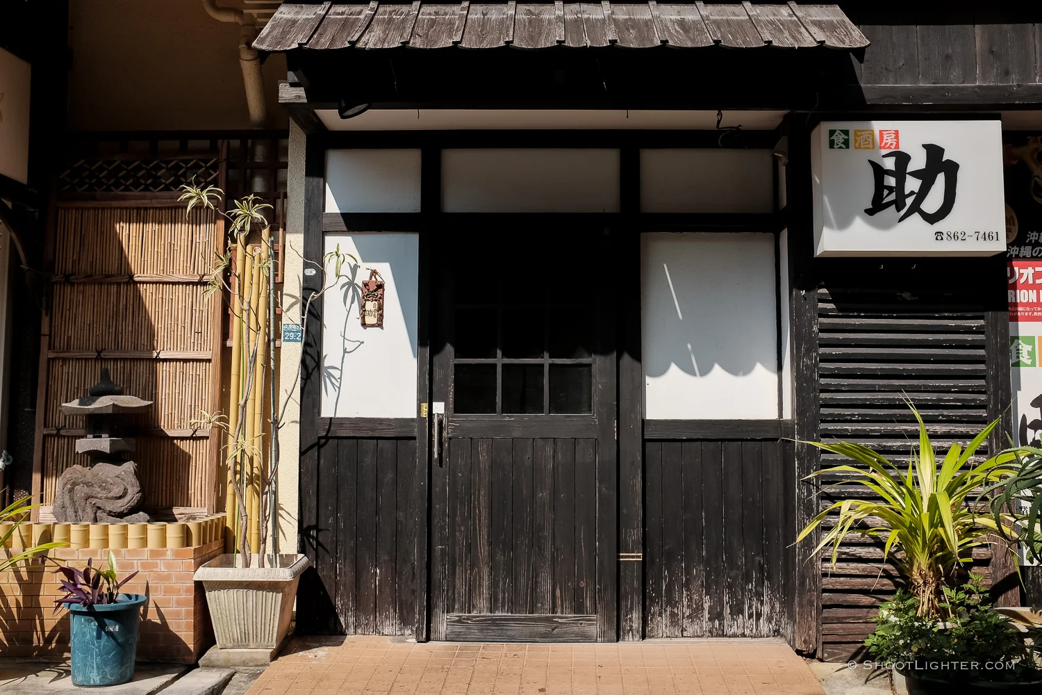 Naha, Okinawa Japan - Fuji x100T, ISO 400, f/5.6, 1/950 sec. Edited in Lightroom 6.