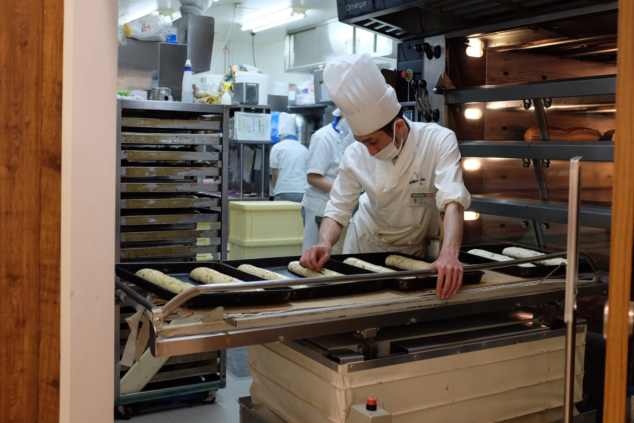 A bakery in Ebisu station preparing bread for the day. Fujifilm x100t, ISO 400, f/2.8, 1/60 sec. No edit. Straight out of camera.
