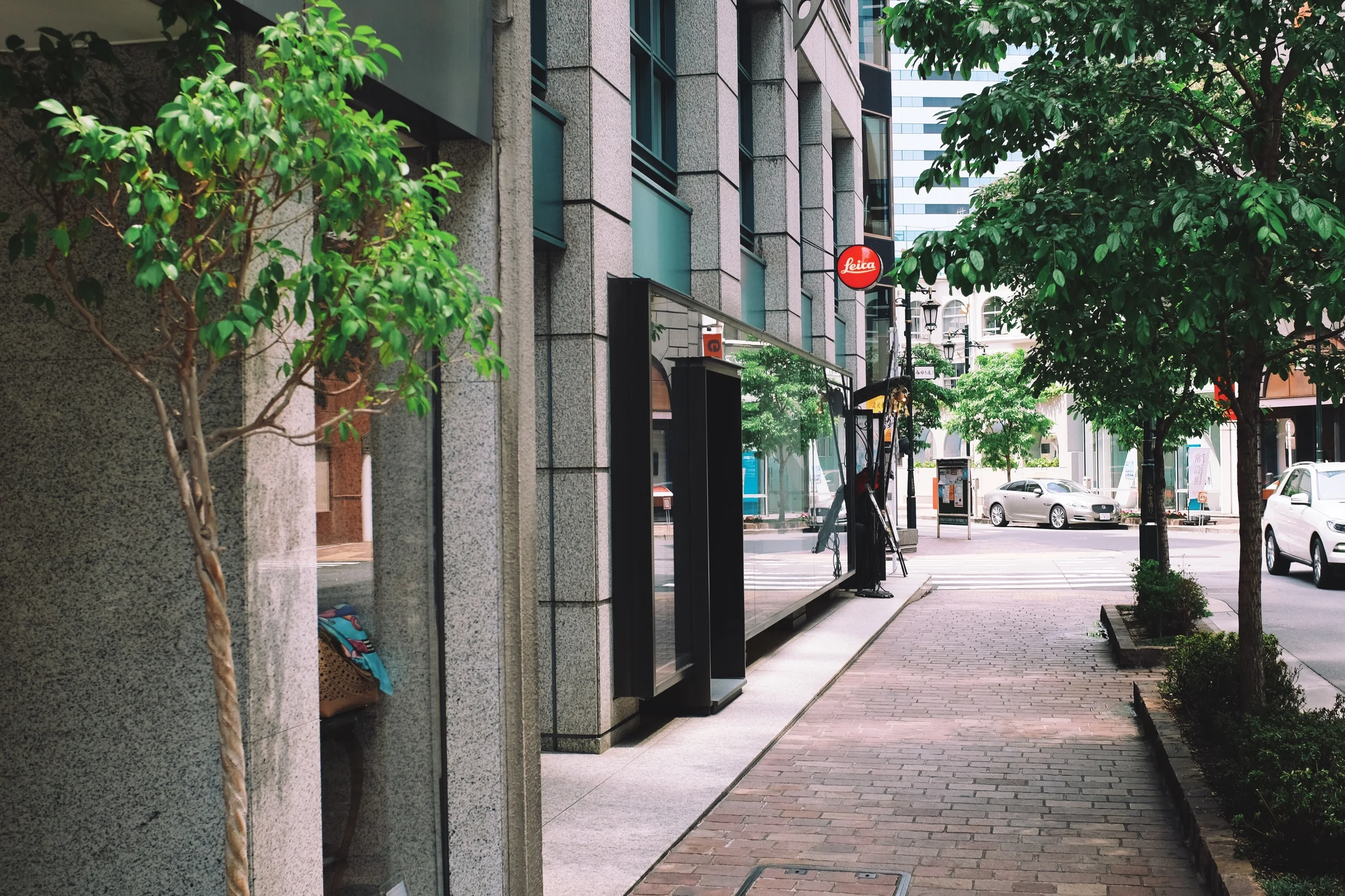 Ginza, Tokyo - Fujifilm x100t, ISO400, f/8, 1/60 sec. Processed in VSCO.