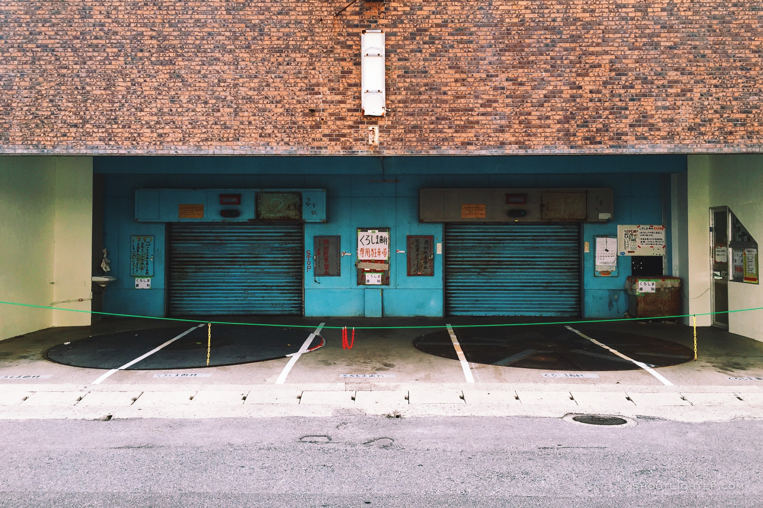 Okinawa City - Fuji X-Pro1, 56mm lens.