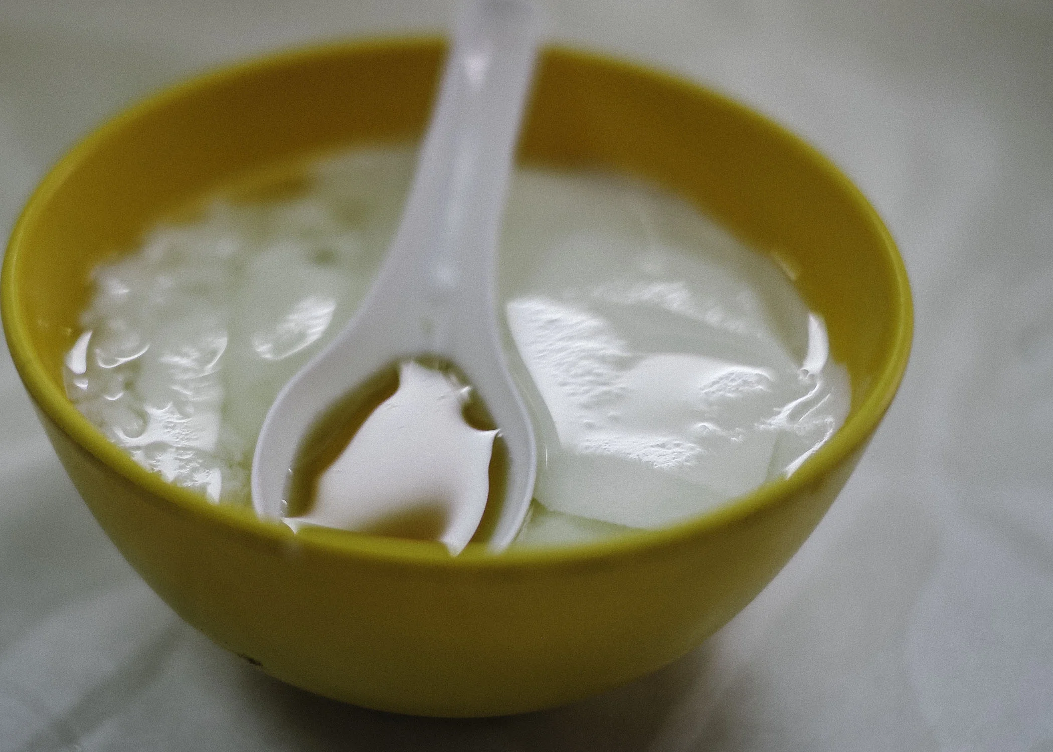 Arguably one of the best tofu fah's that can be purchased is from the Tian Tan Buddha site. Thumbs up from me. Refreshing to have after hiking up 268 steps