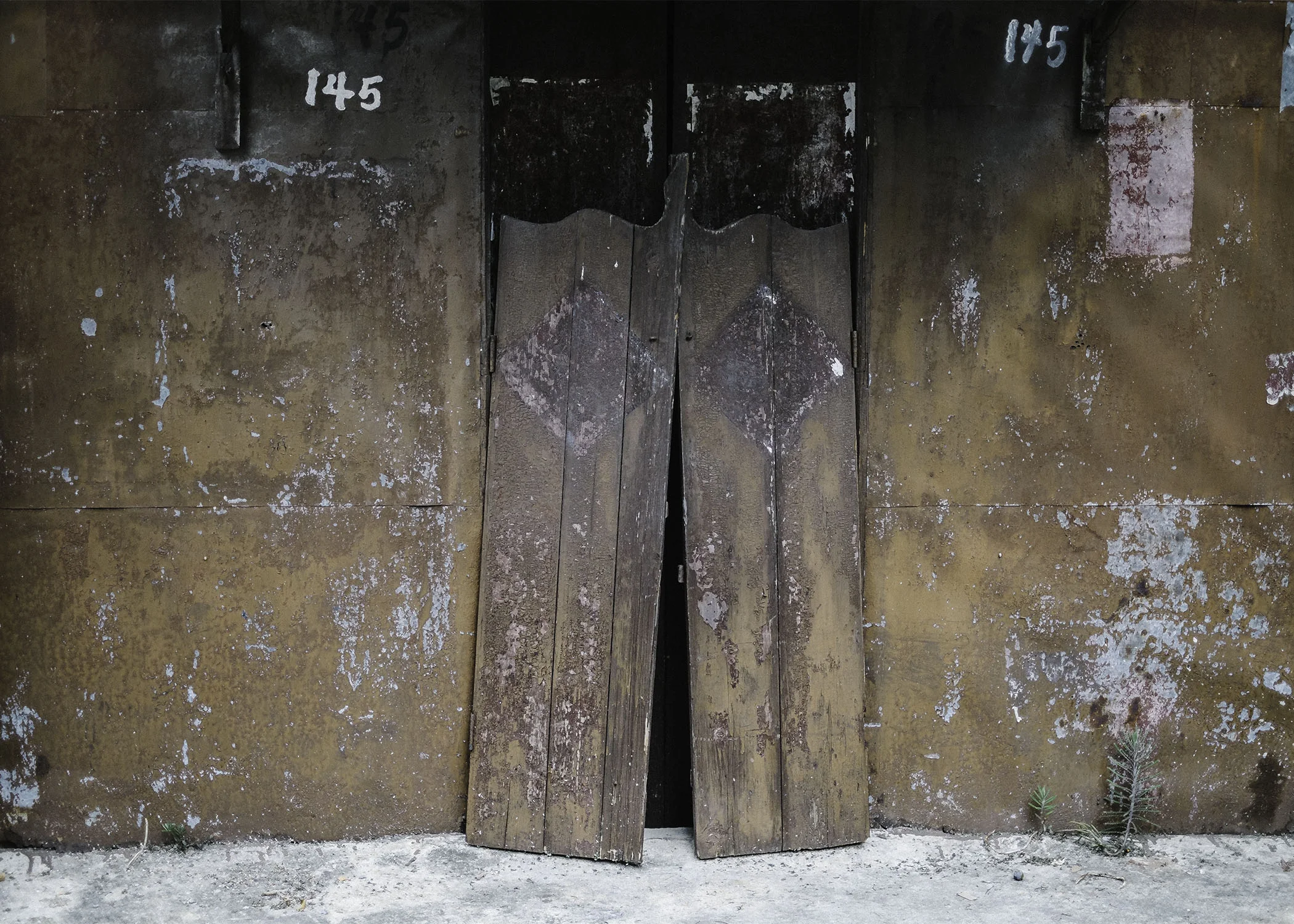 Good 'ol number 145, cranky old dude banged the doors off