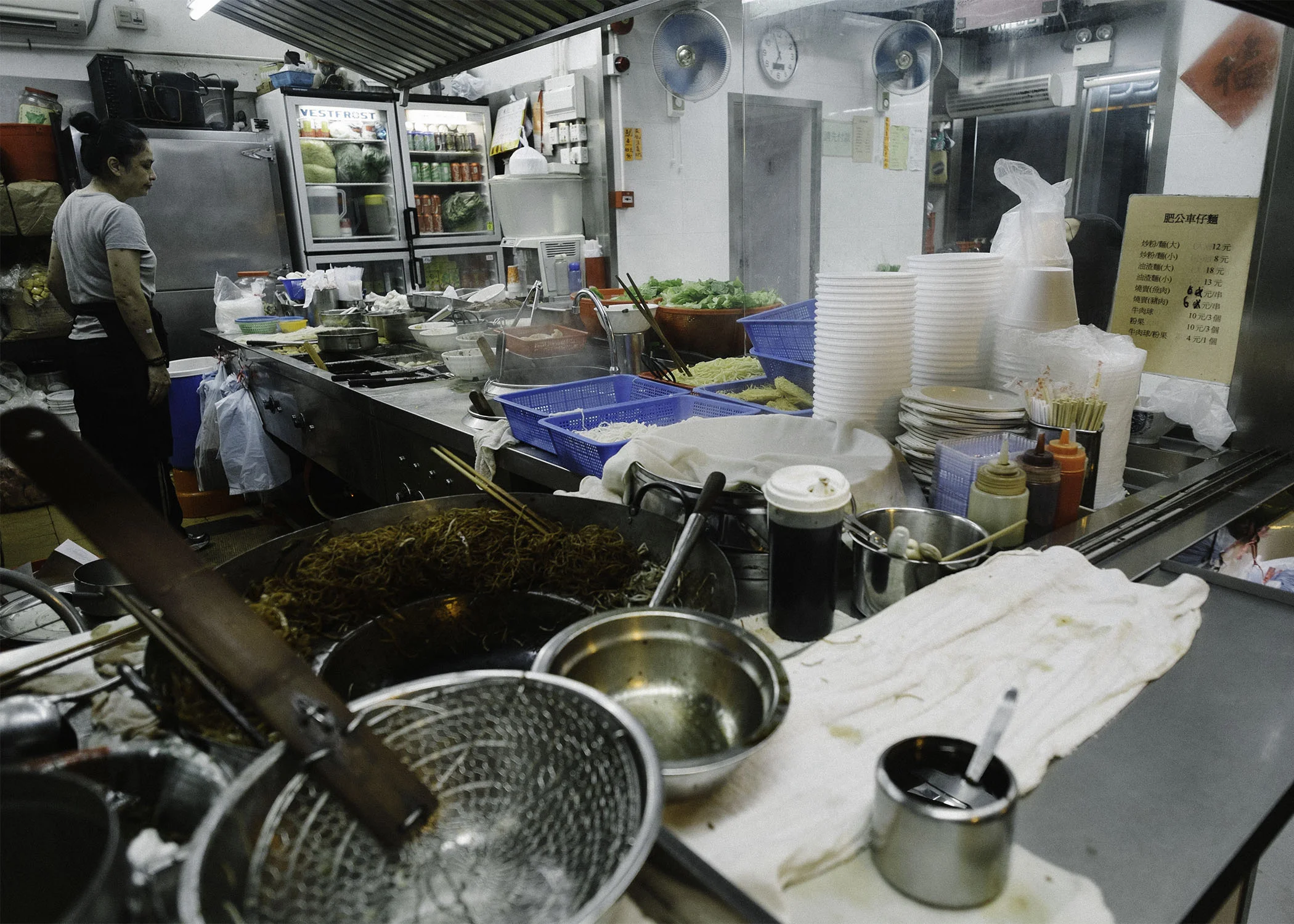 One of the NON Michelin star restaurant kitchen's i went to for beef brisket !!