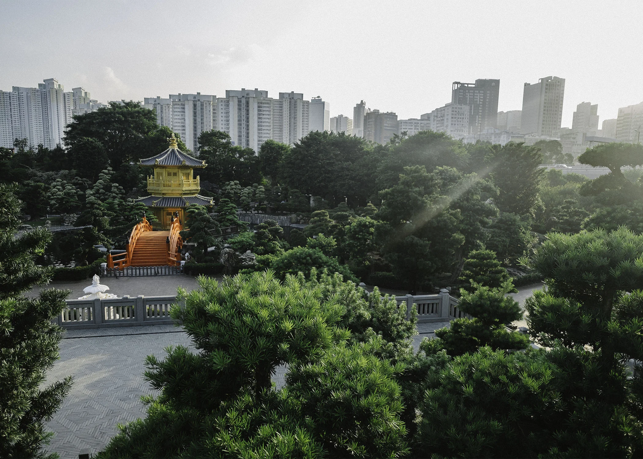 Chi Lin Nunnery and Nan Lian Garden