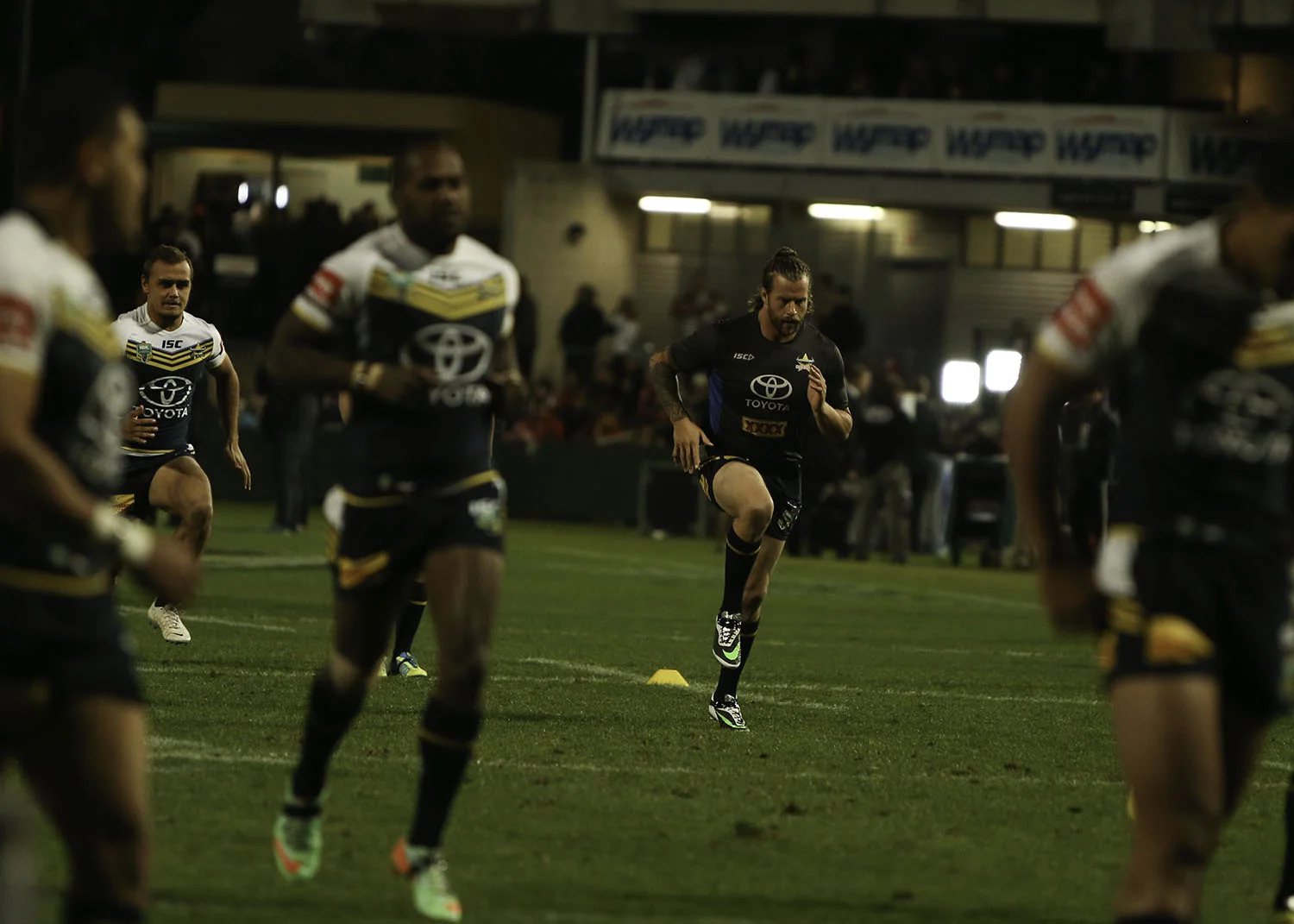 Former junior Dragon and Cowboys captain Ashton Sims warming up