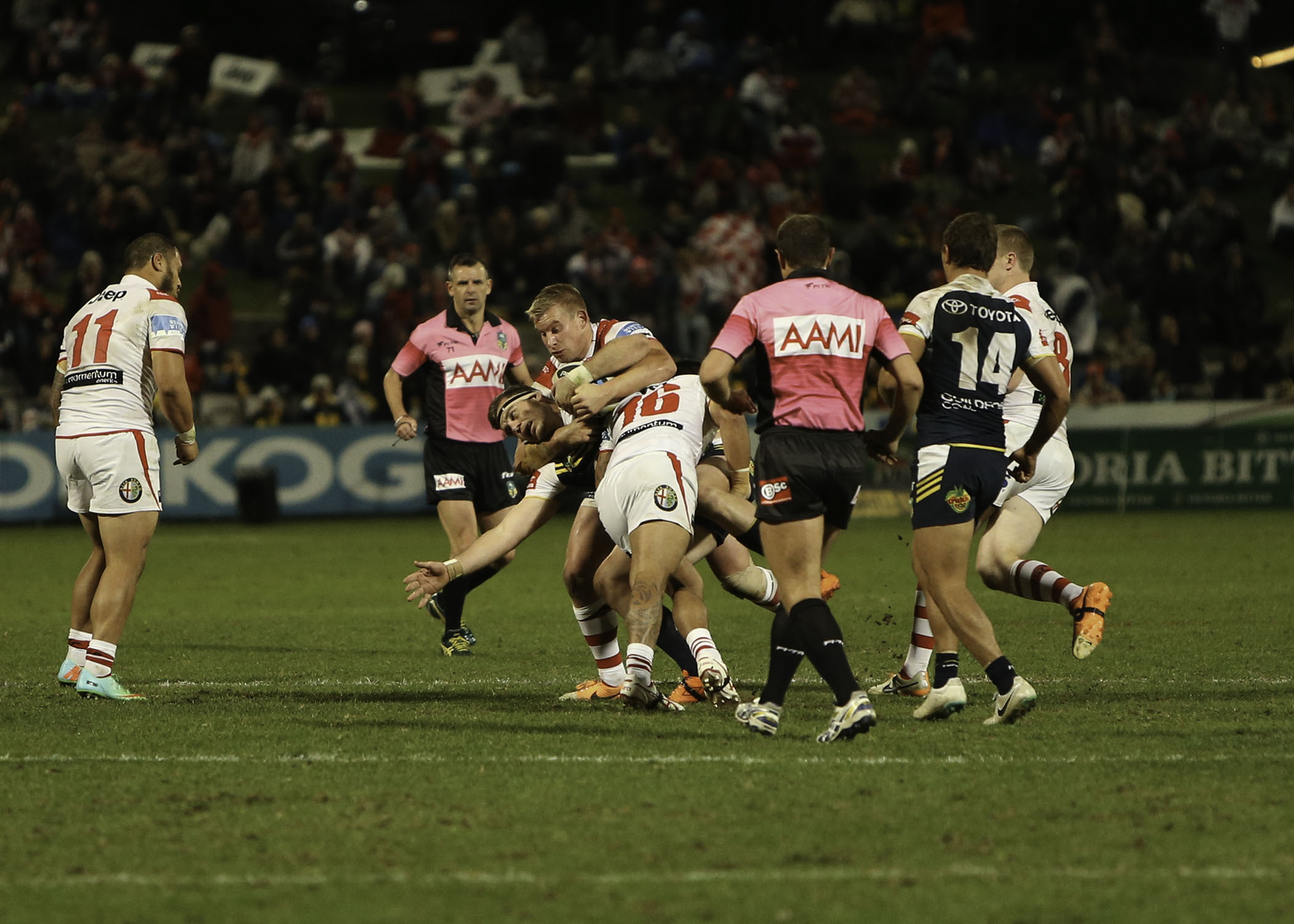 Dragon's toughening up in the middle of the ruck