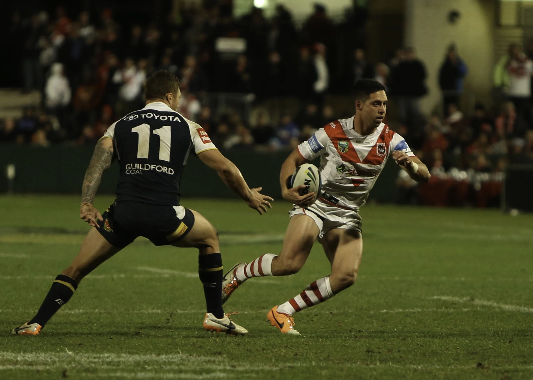 Beale thinks better and runs away from Tariq Sims