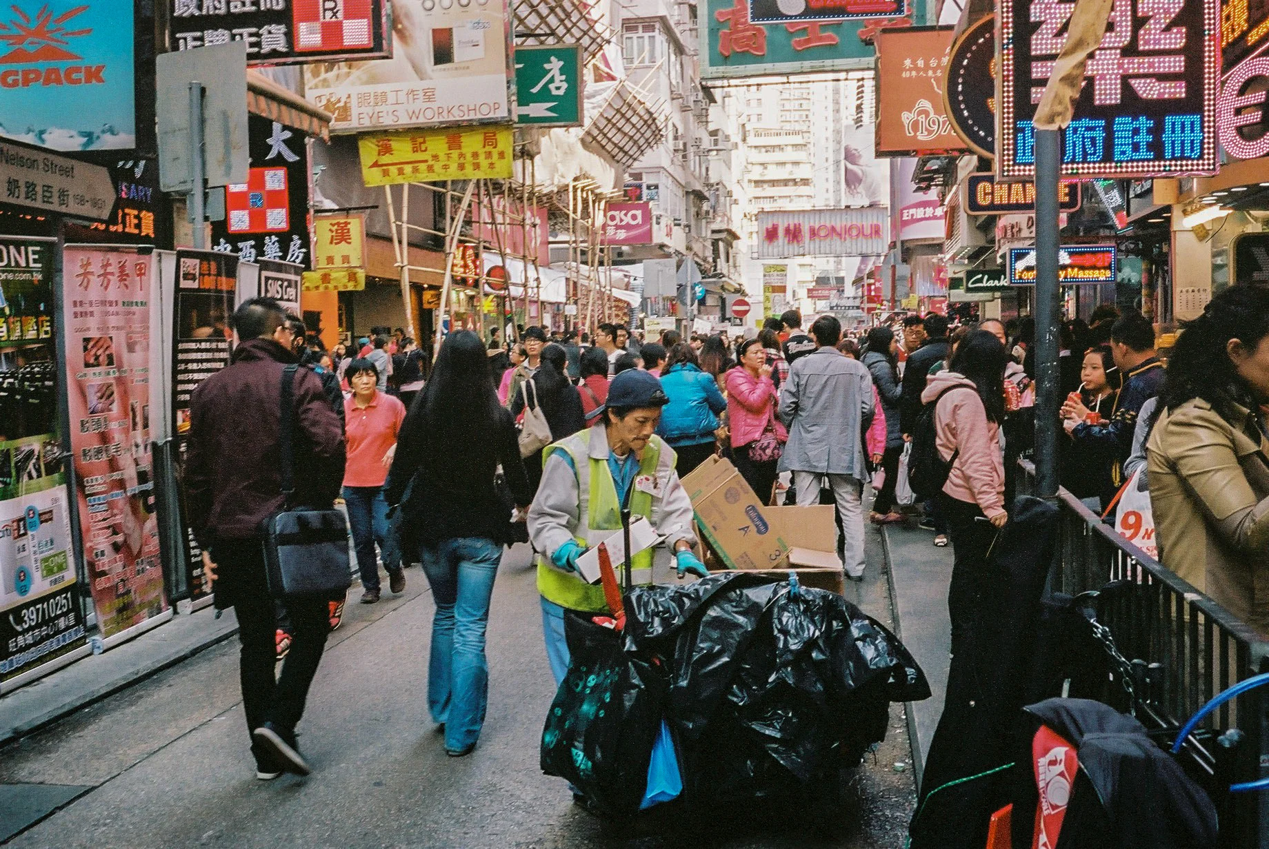 Kodak Portra 400, Leica M6 with Voigtlander Wide Angle Color-Skopar Pan 35mm f/2.5-M (PII)