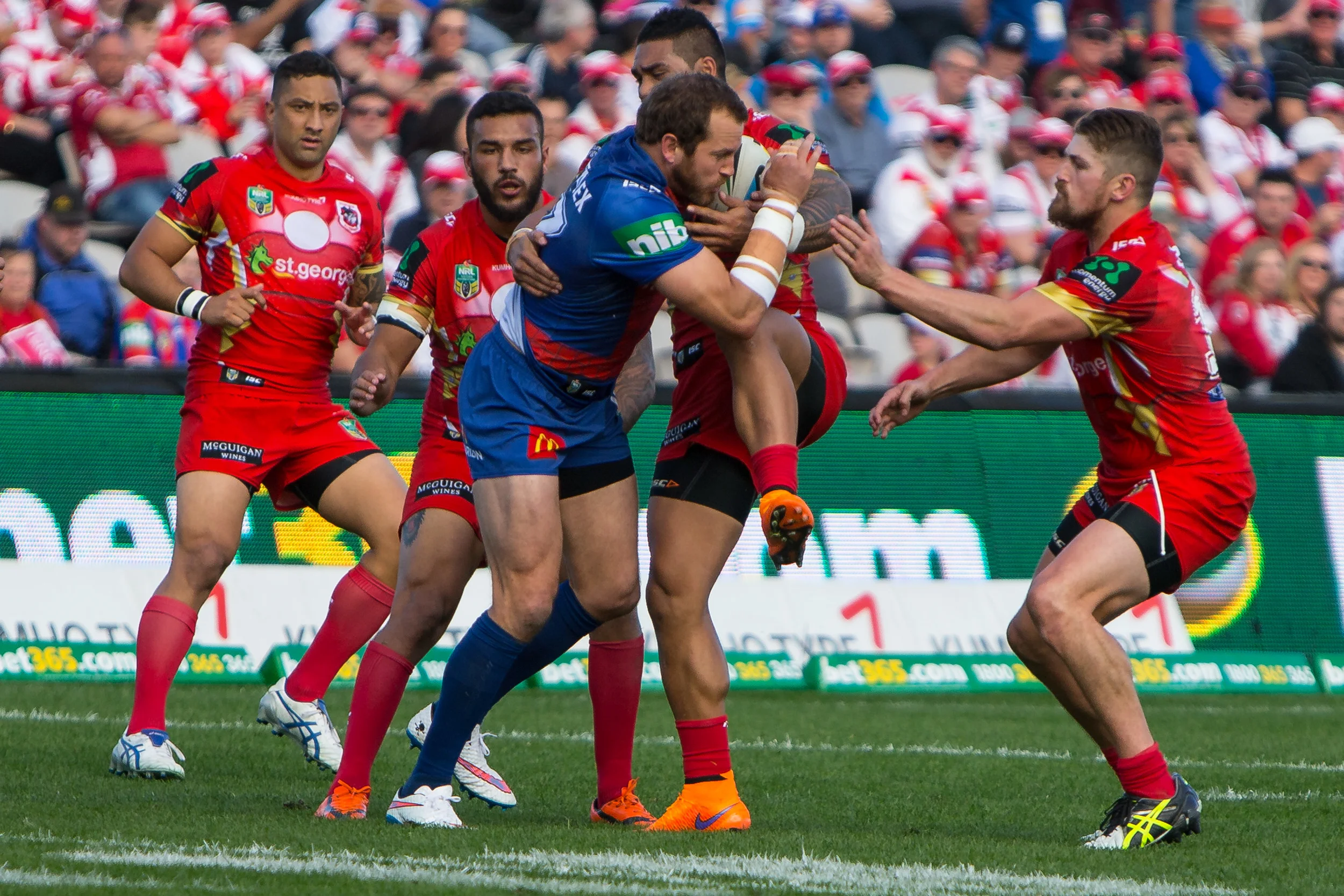Ball and All, Peter Mata'utia locks up Clint Newton