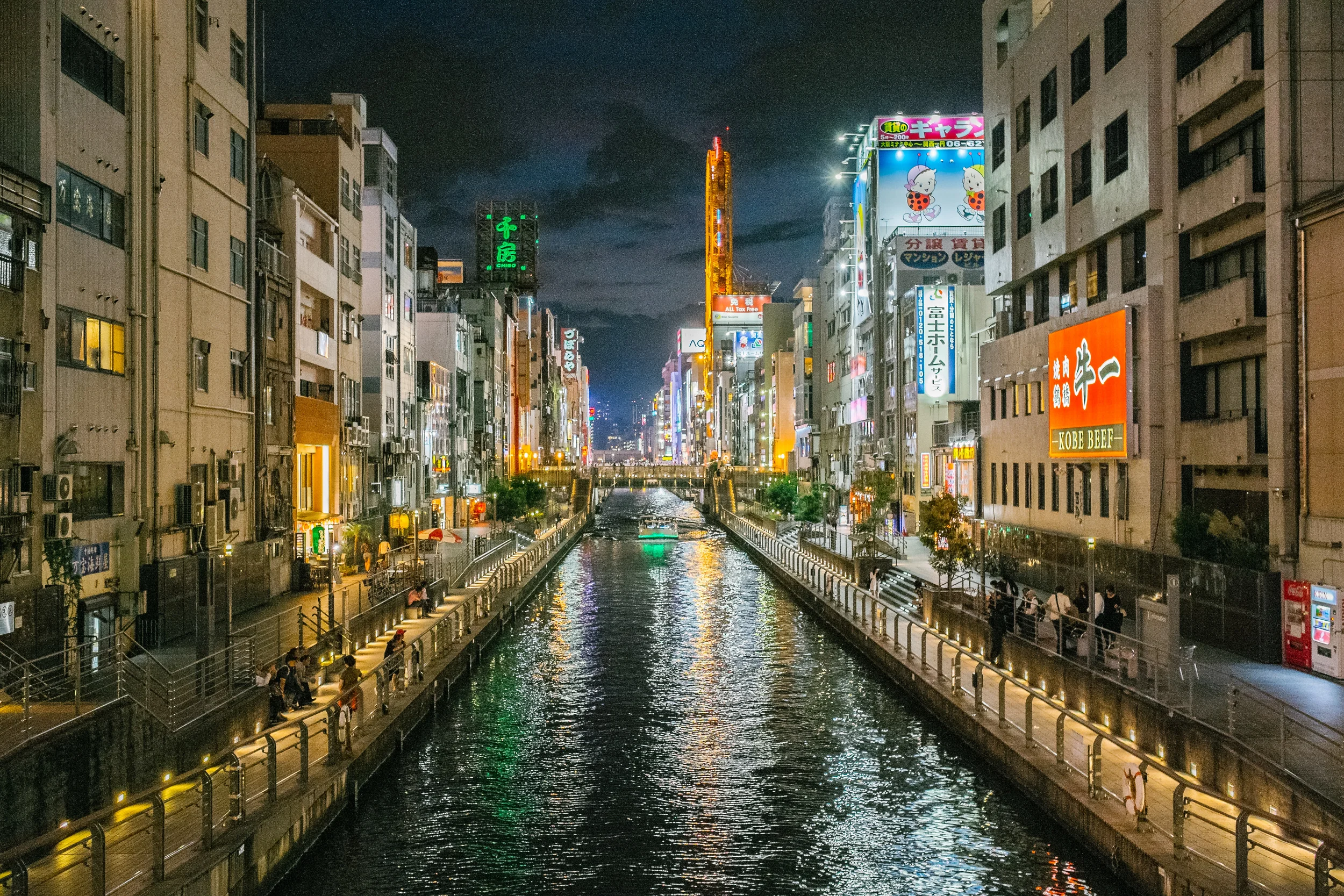 Made it to Dotonbori, but I do not see no Glico man