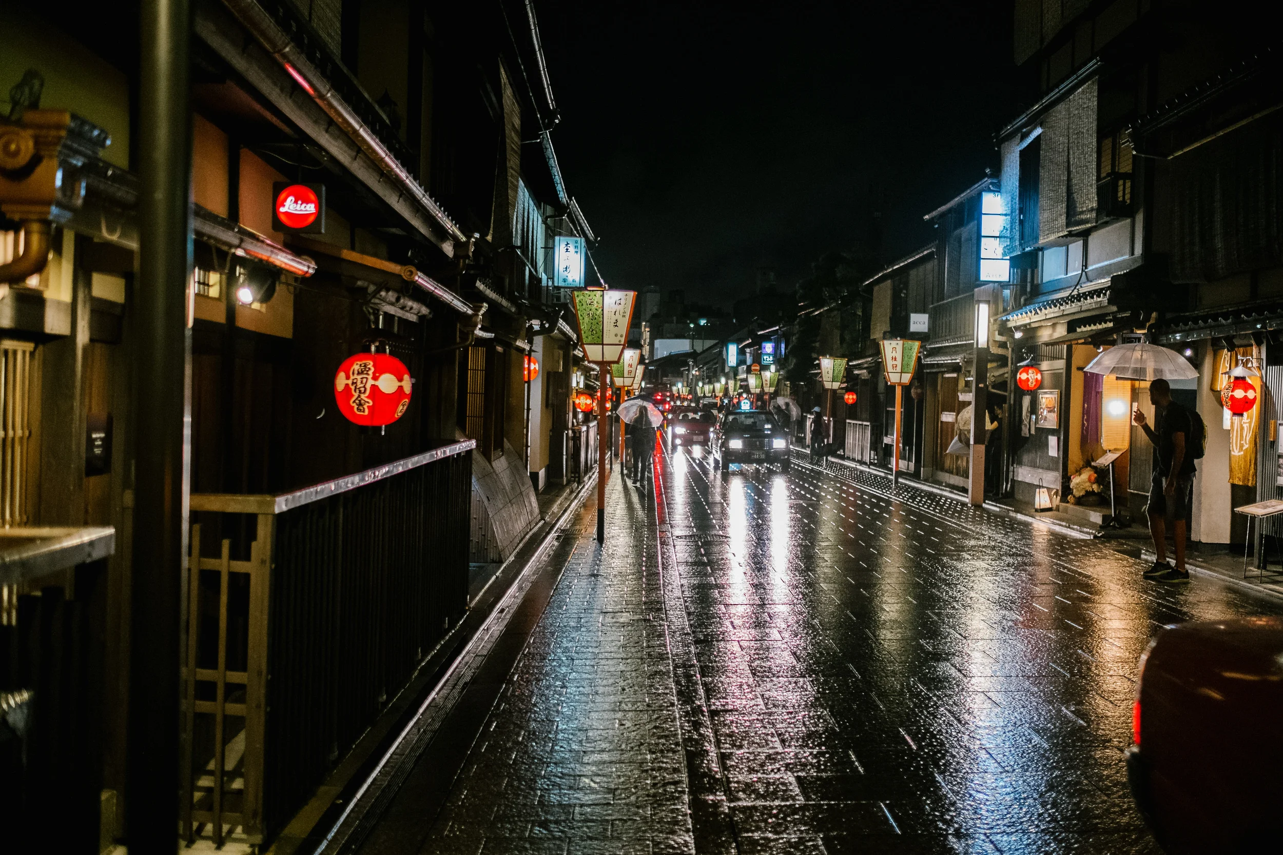 Maybe Geisha will be in this taxi coming up ?