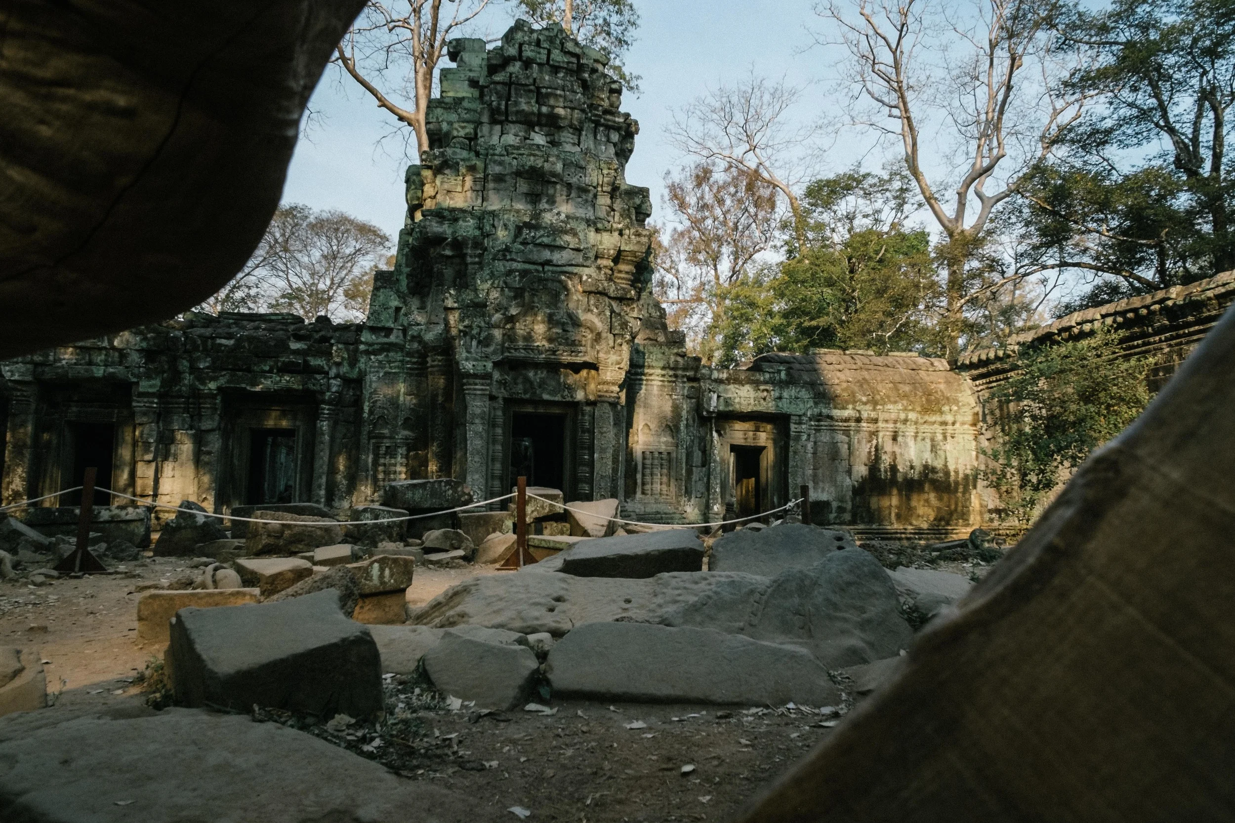 Some areas are now cordoned off for safety as the stone walls are by no means structurally sound.&nbsp;Fuji X-Pro 1, 14mm f/2.8