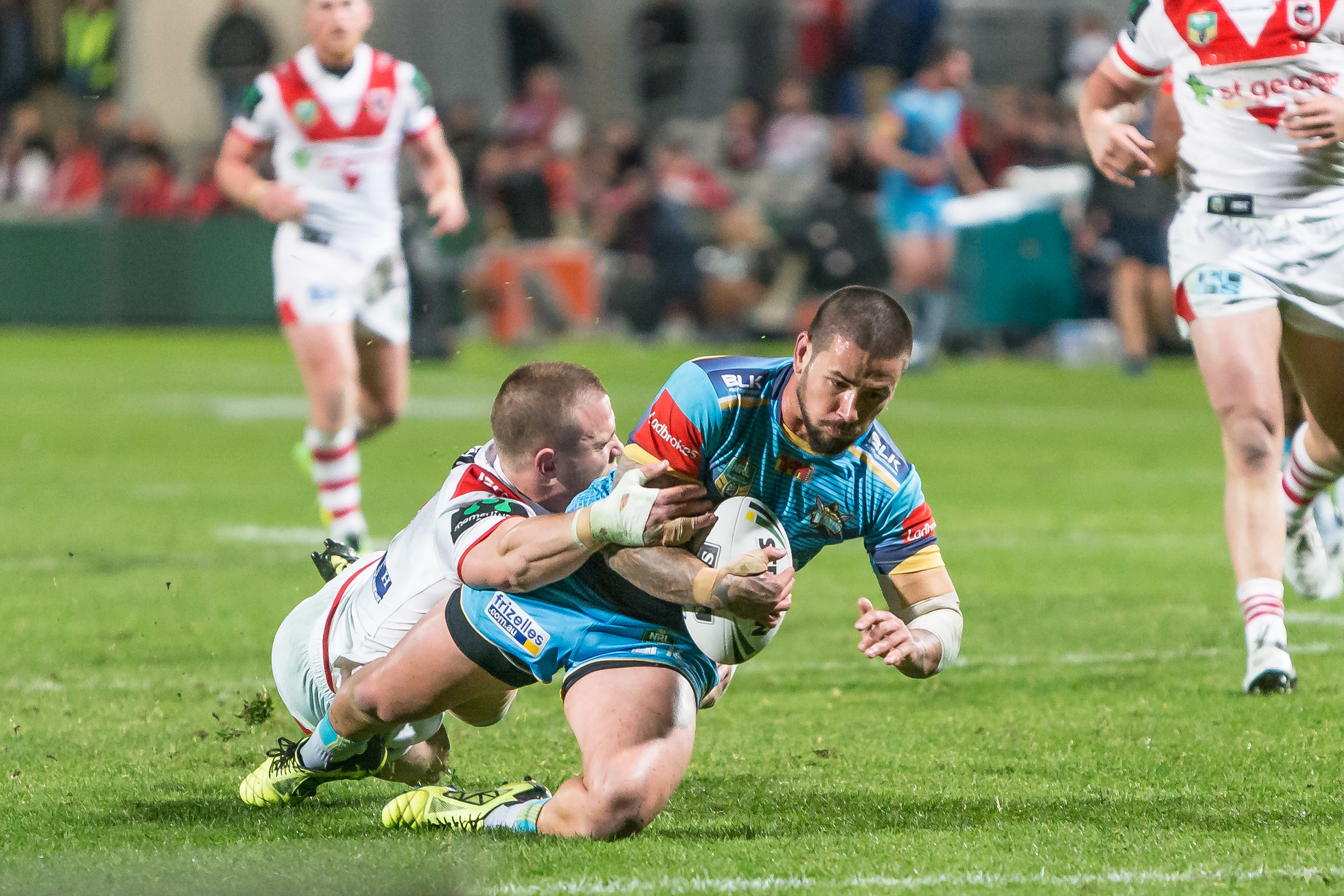 Nathan Peats stretches for the lead..