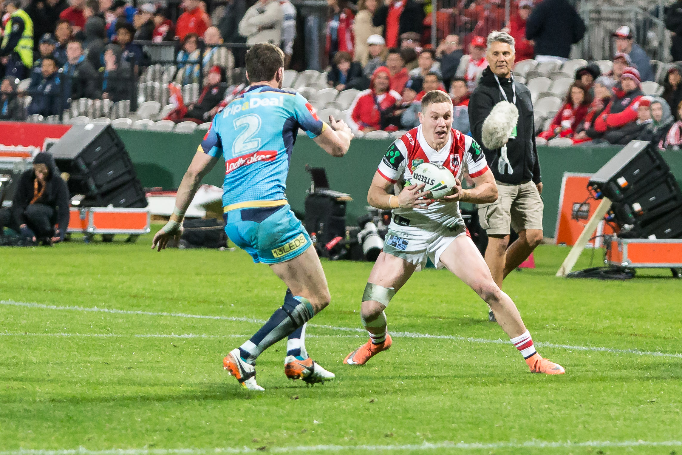 Kurt Mann can not go any wider, one on one here