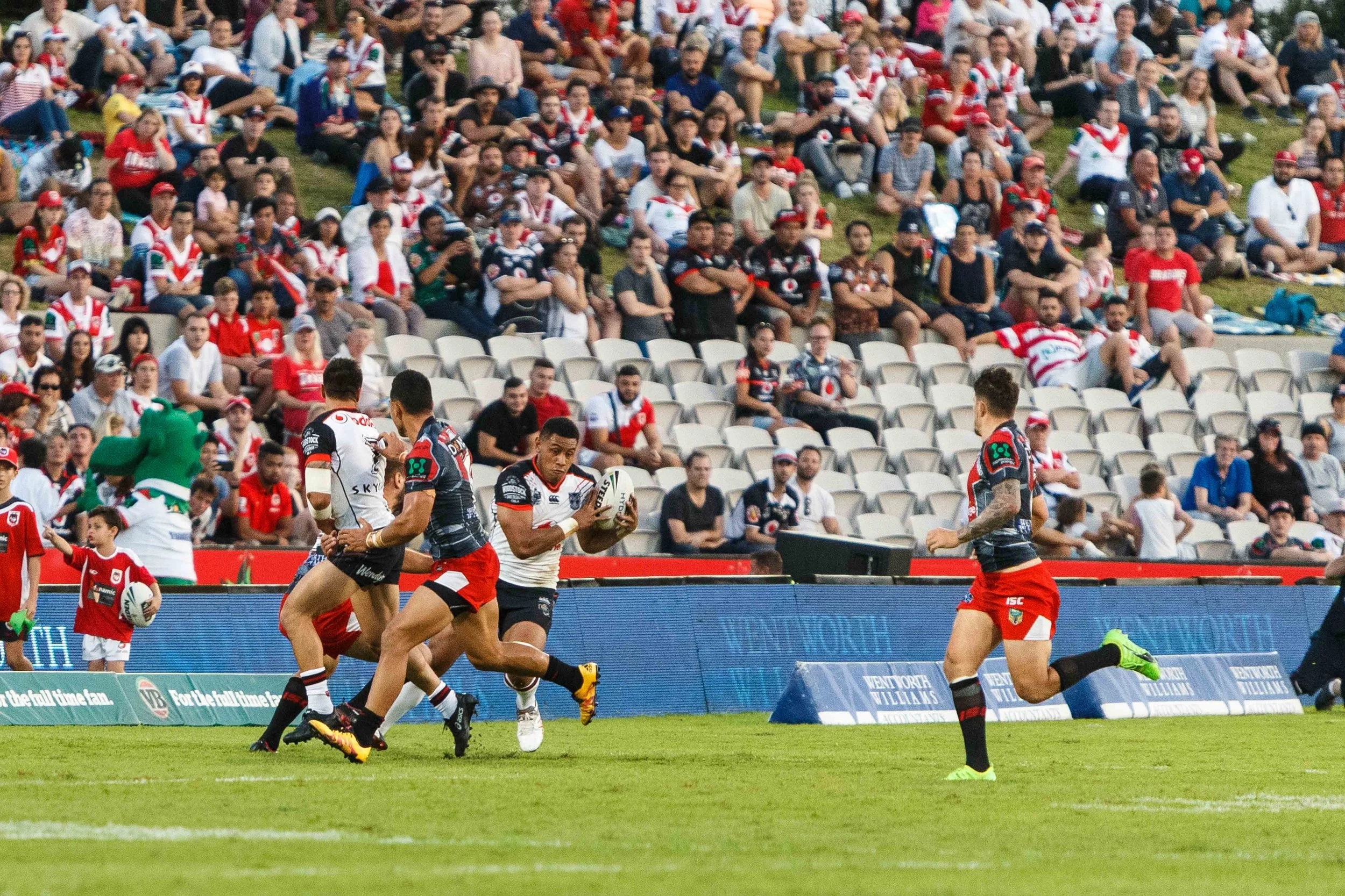 Fisitua cuts back inside