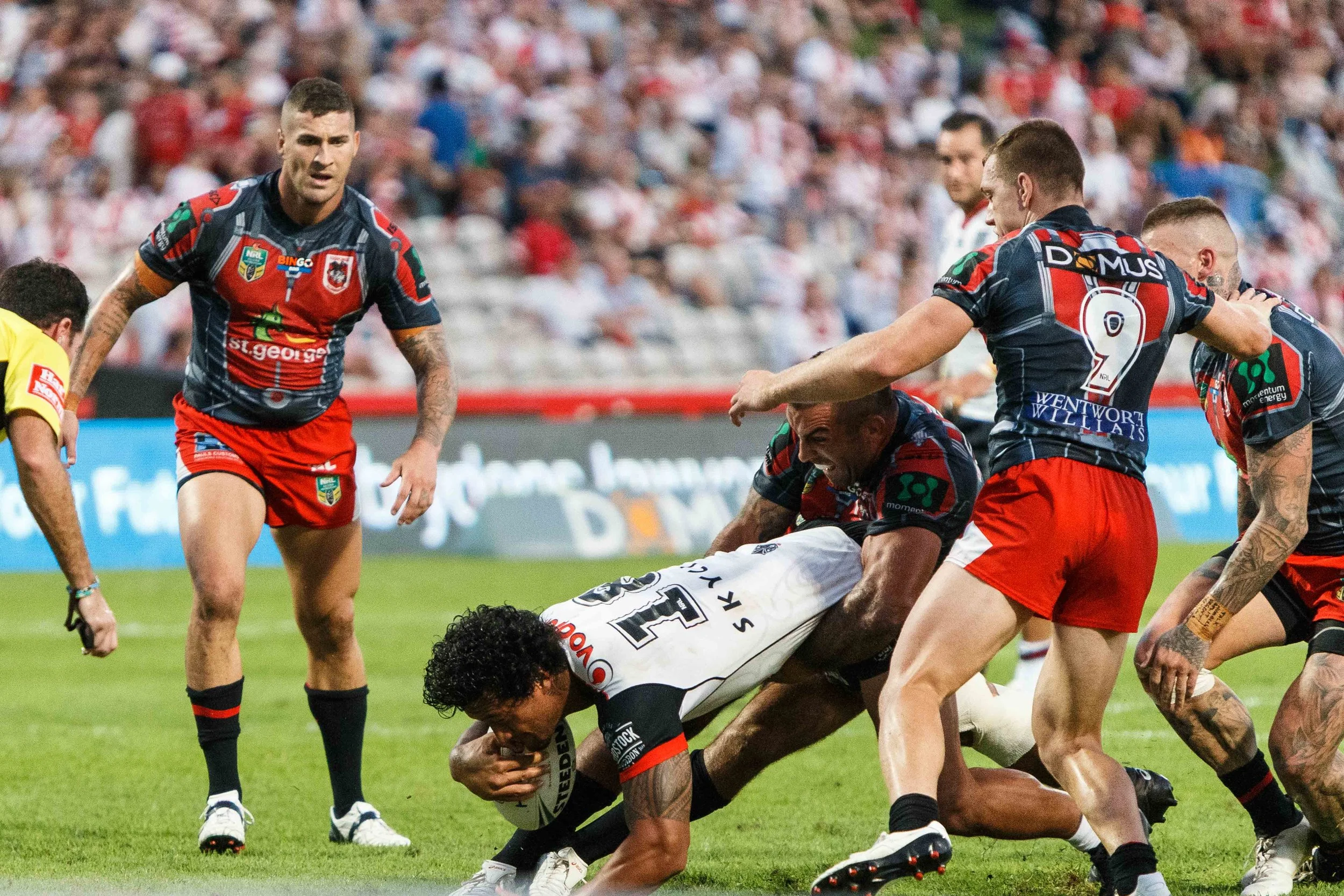 Gavet gets close to the line